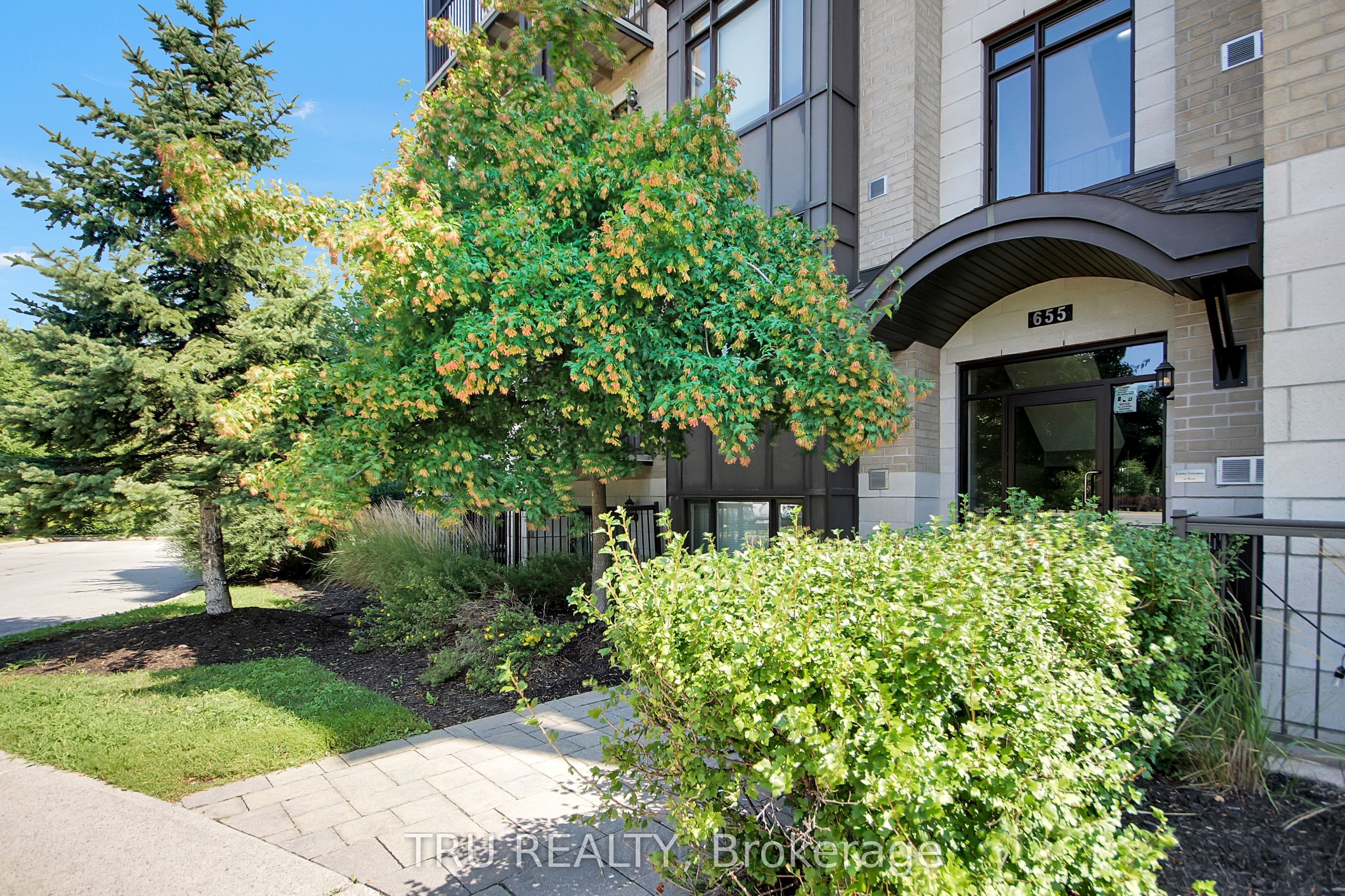 655 Beauparc Private 404 Property Photo 3