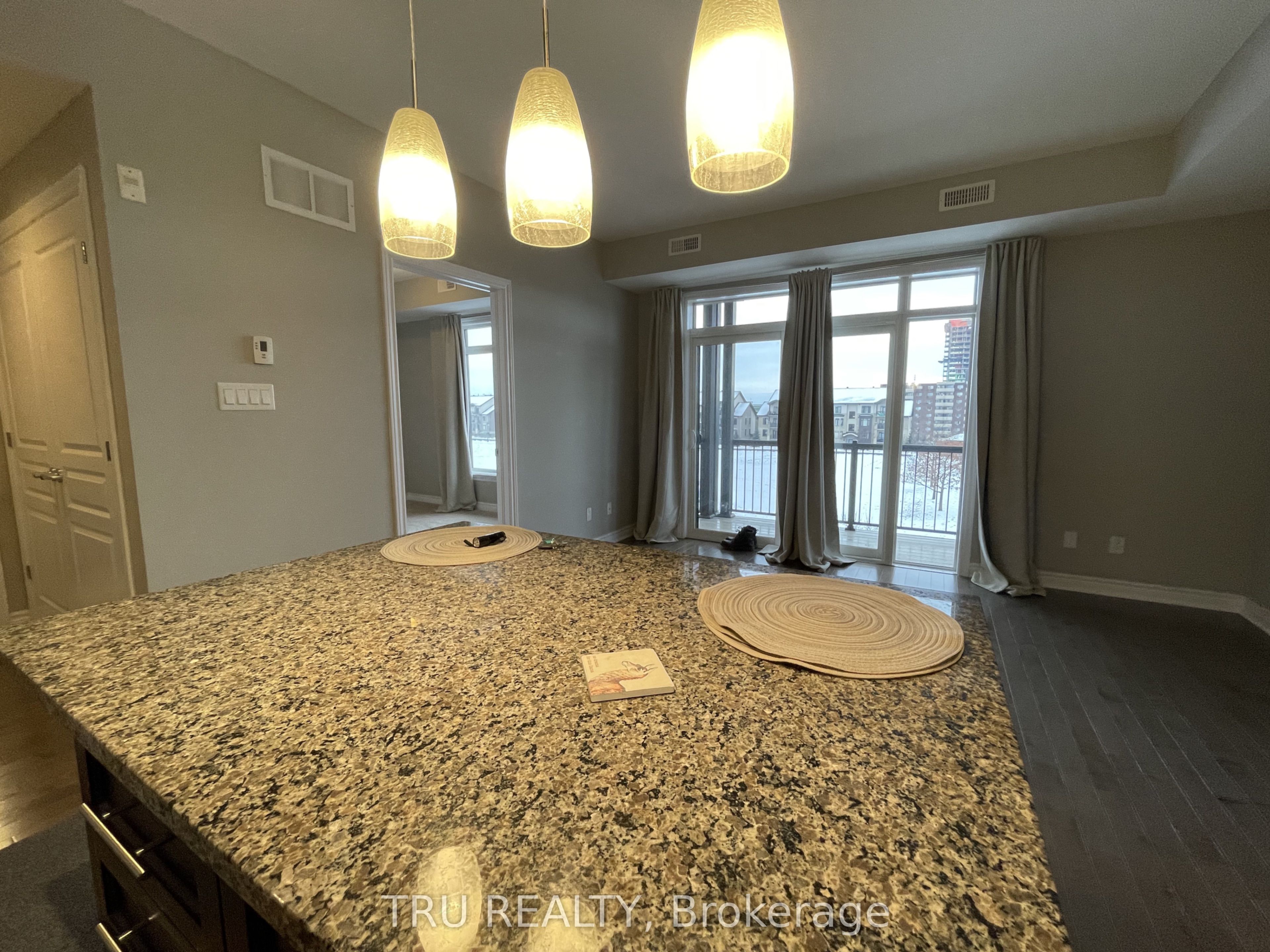 655 Beauparc Private 404 Property Photo 12