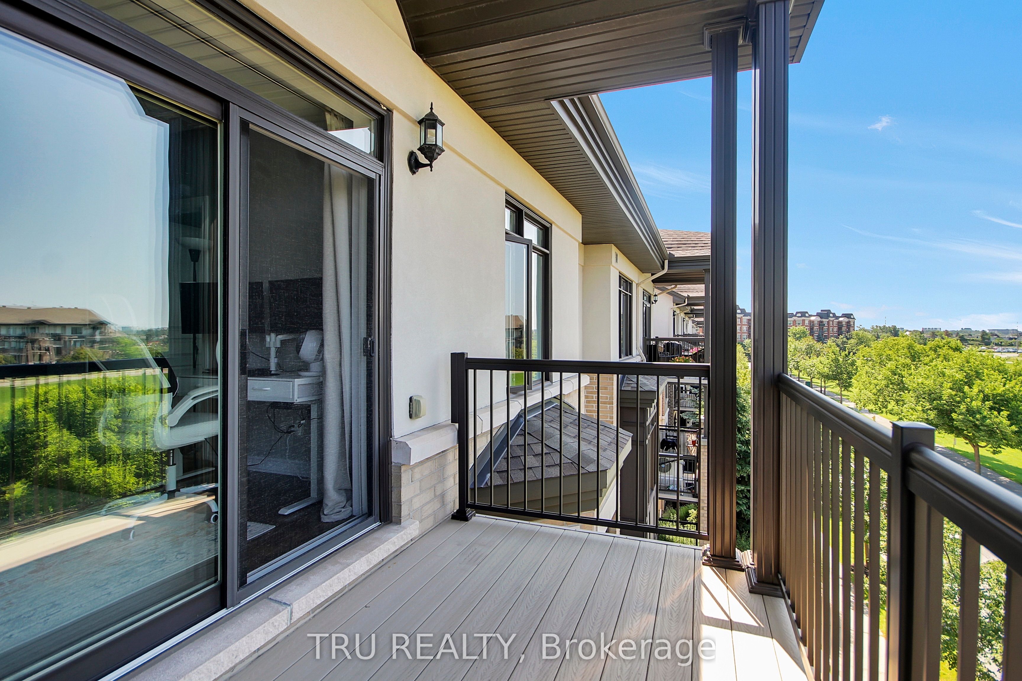 655 Beauparc Private 404 Property Photo 26
