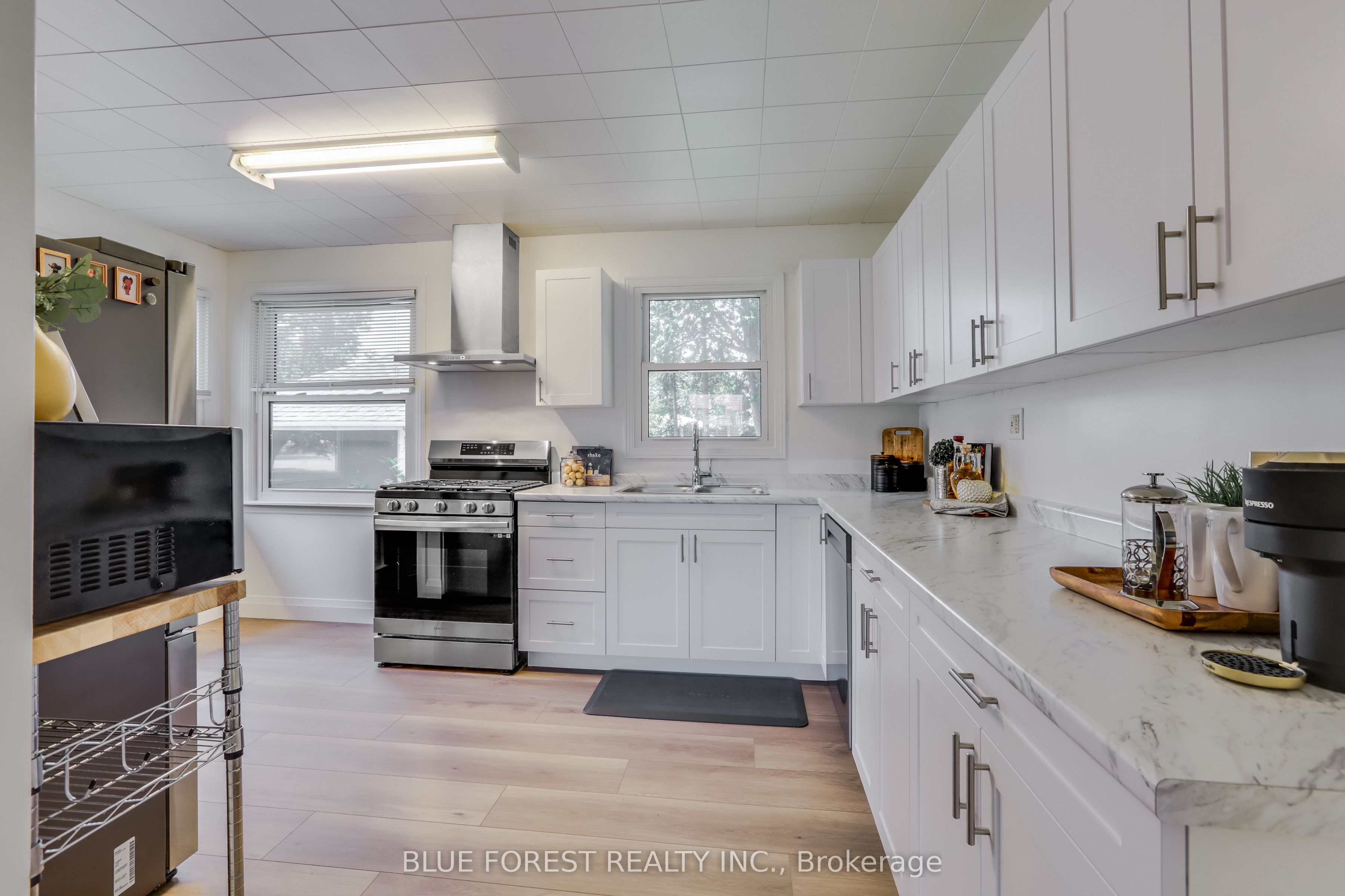 114 Graham Road Property Photo 6