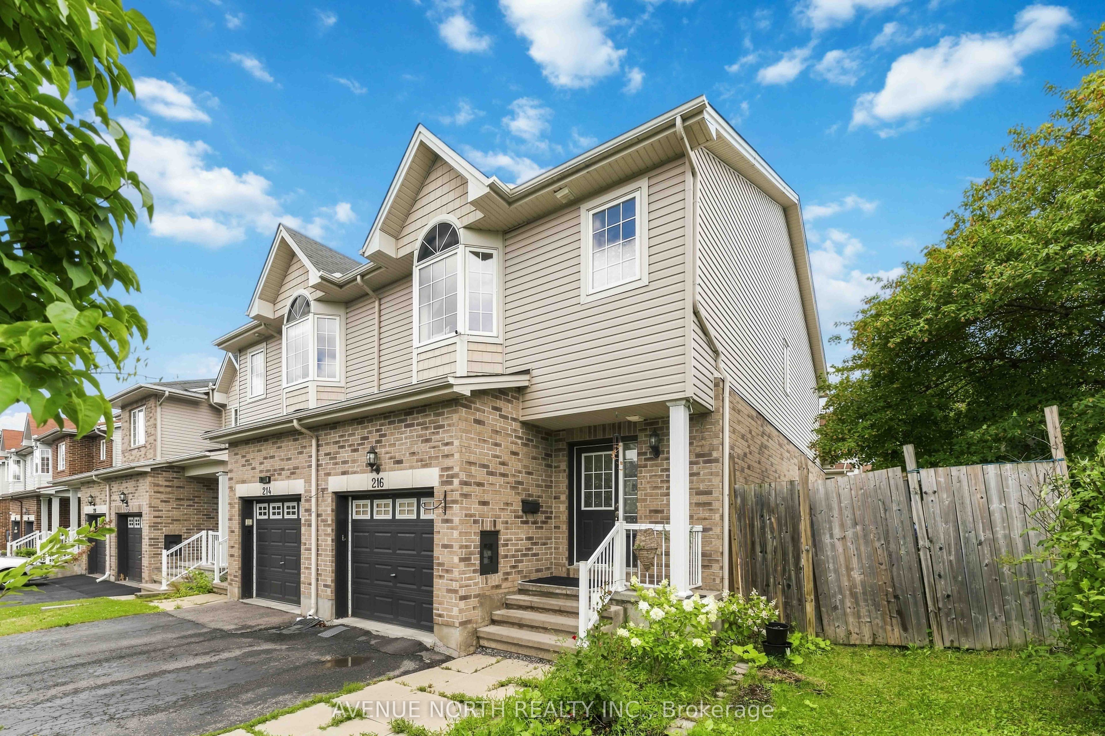 216 Cityview Crescent Property Photo 3