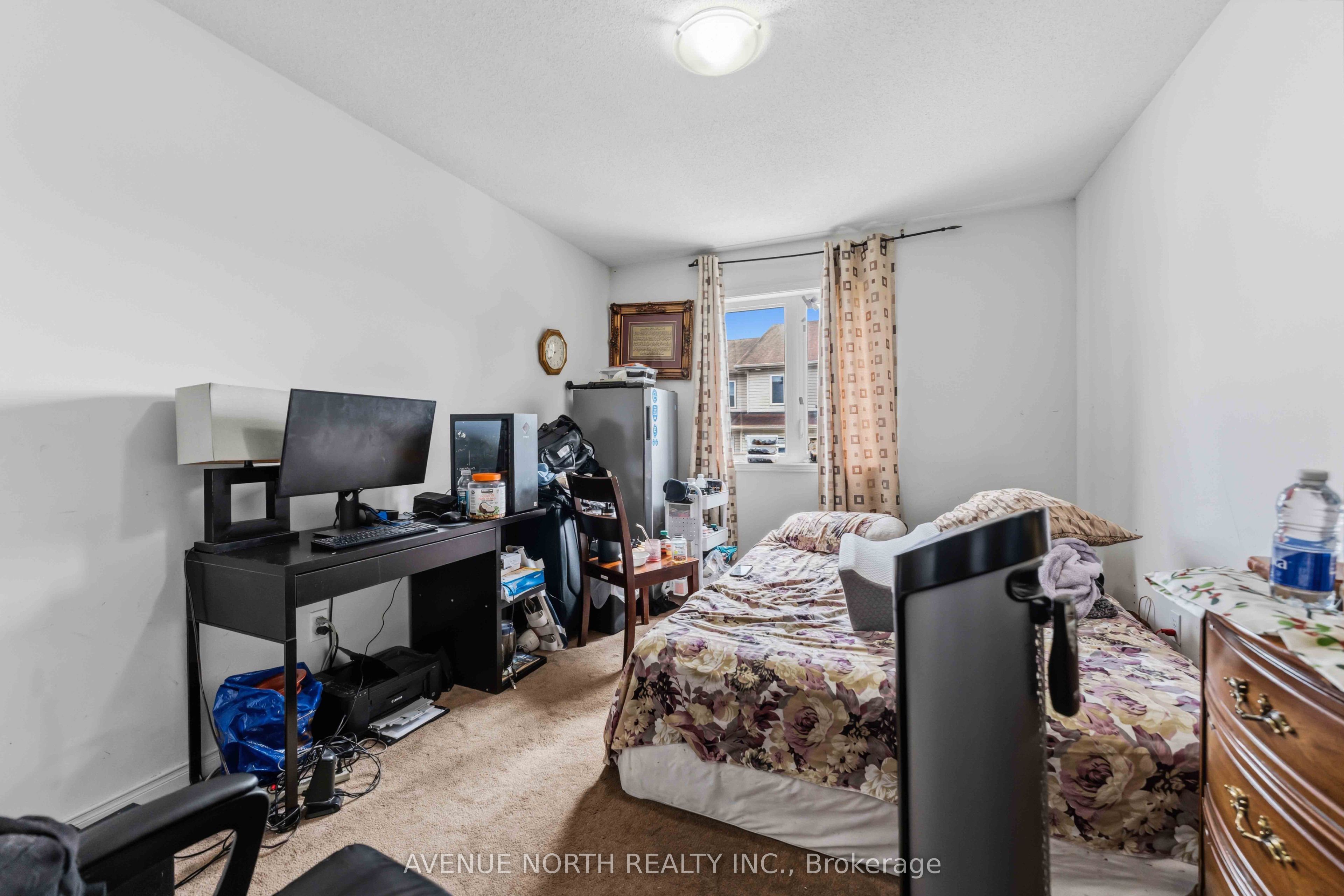 216 Cityview Crescent Property Photo 21