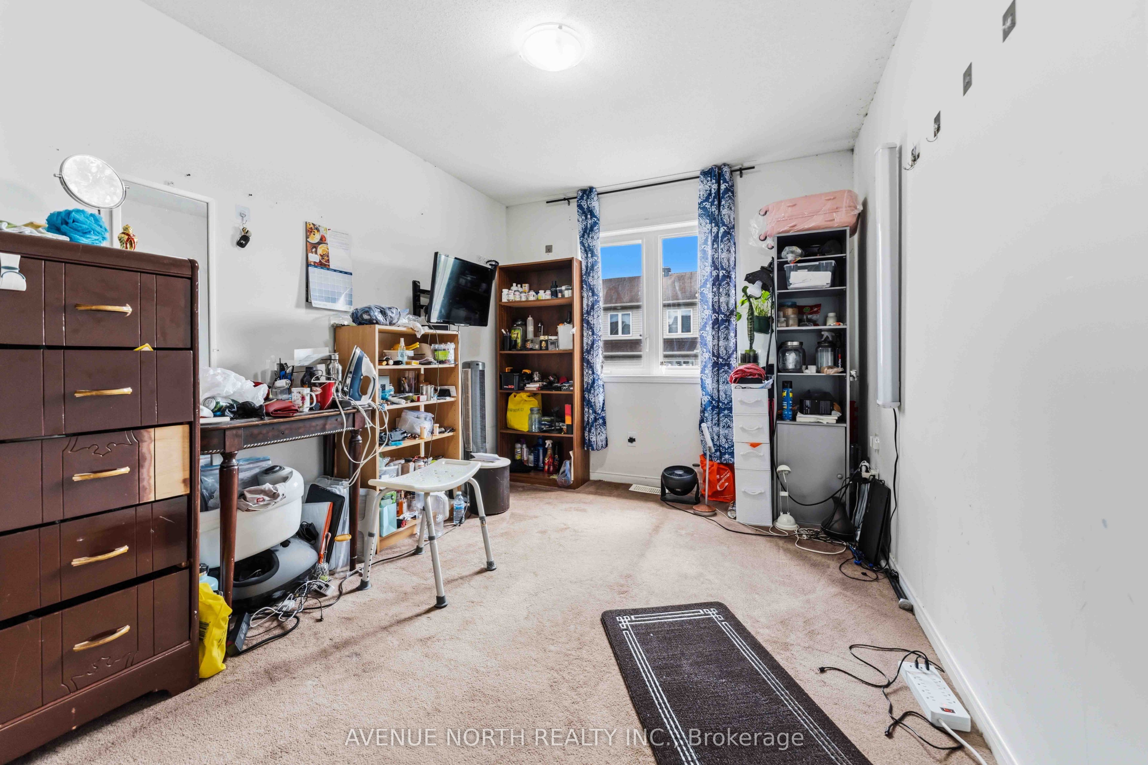 216 Cityview Crescent Property Photo 22