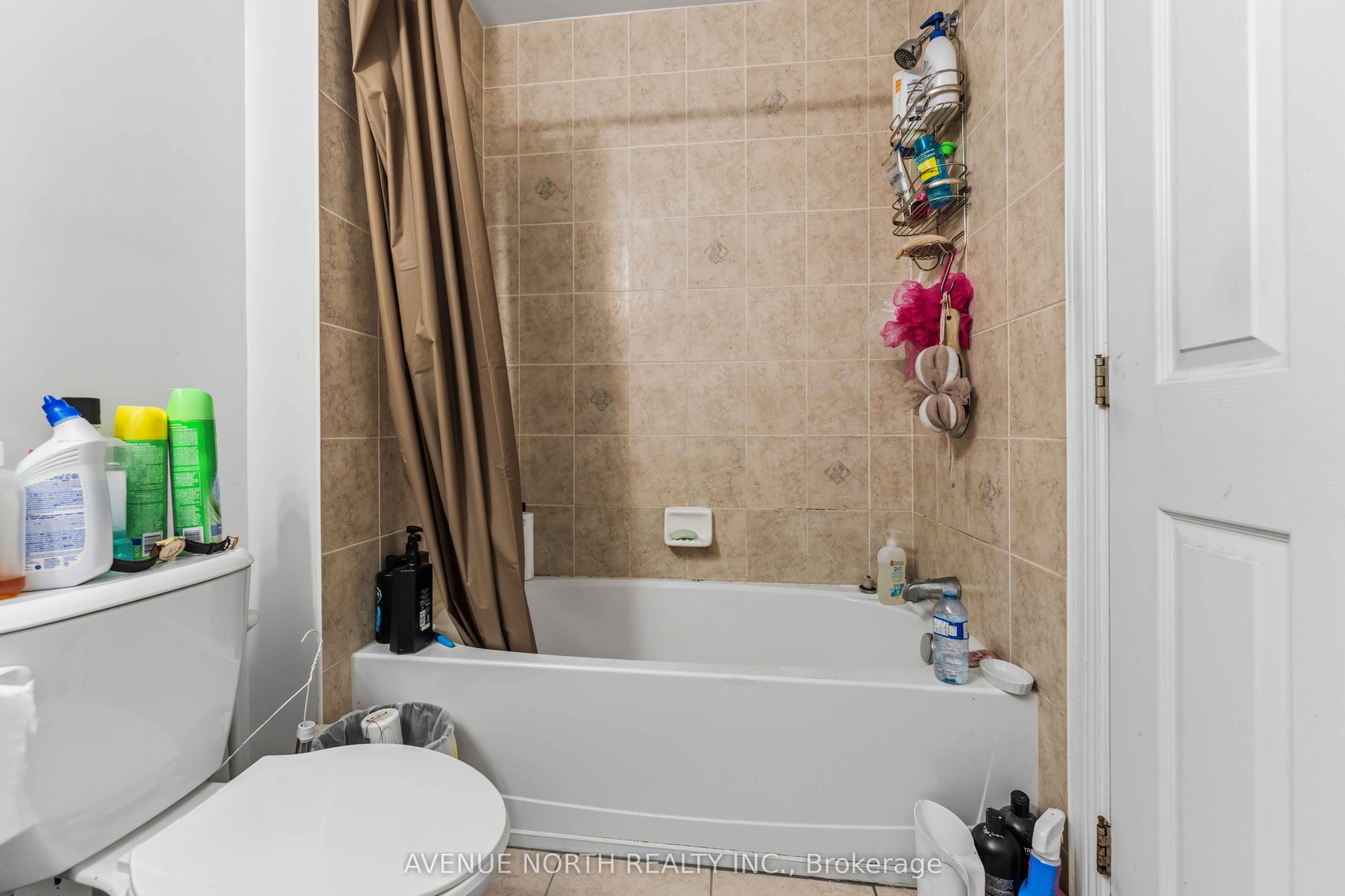 216 Cityview Crescent Property Photo 25