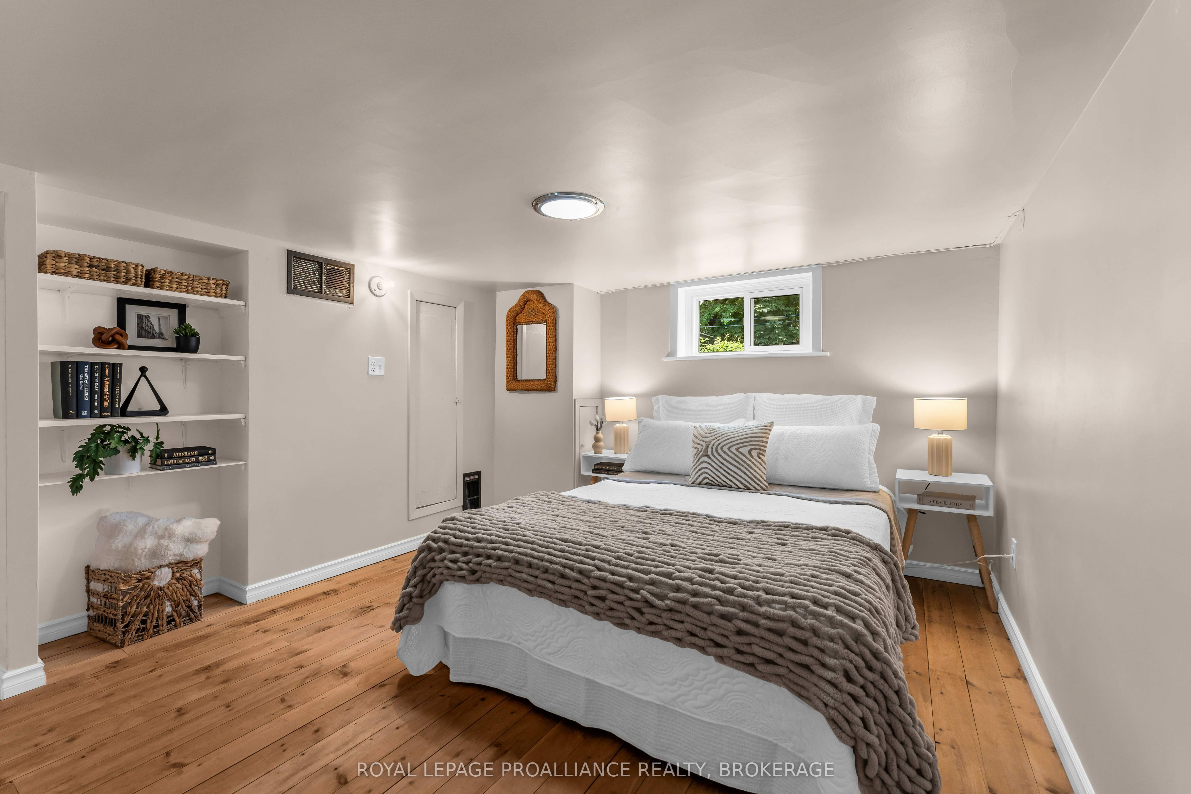 201 Willingdon Avenue Property Photo 28