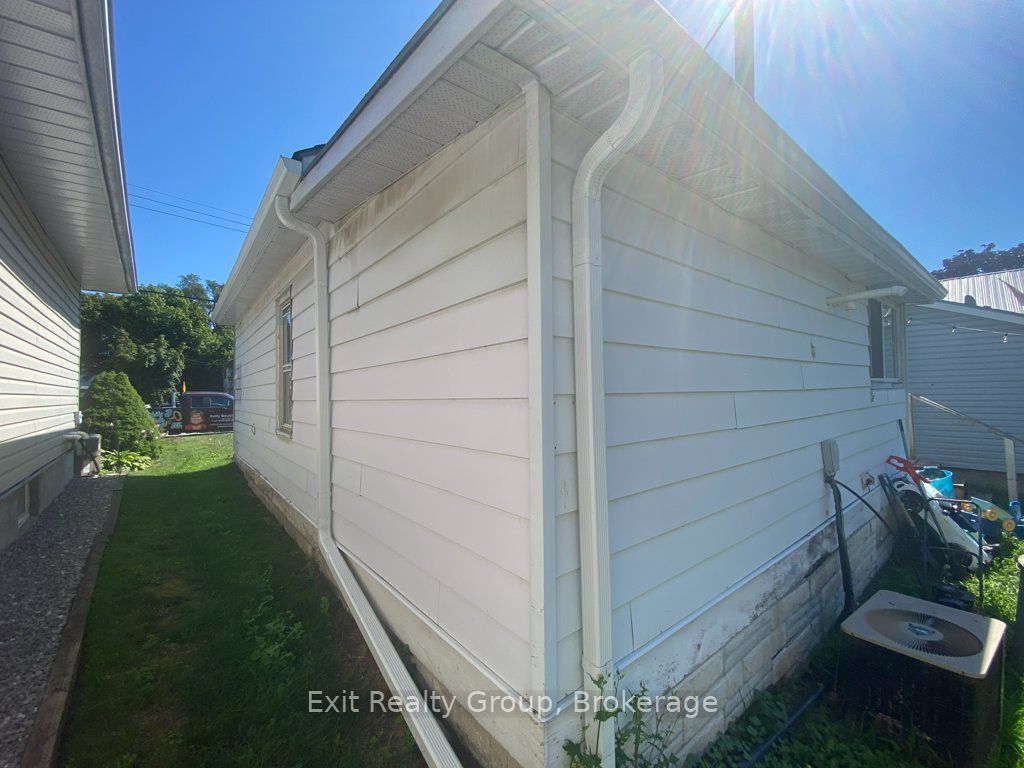30 Bocage Street Property Photo 7