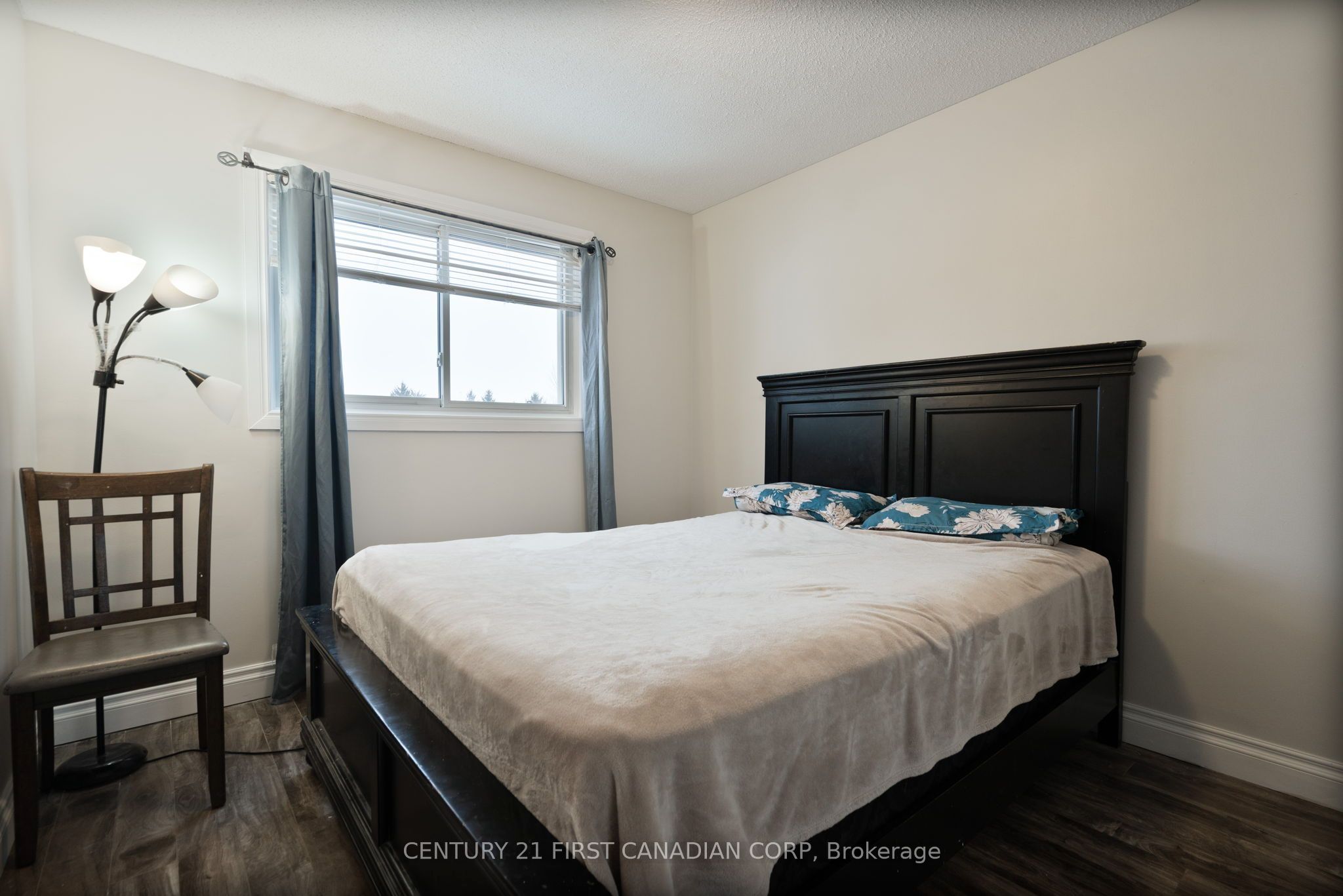 345 Banbury Crescent Property Photo 10