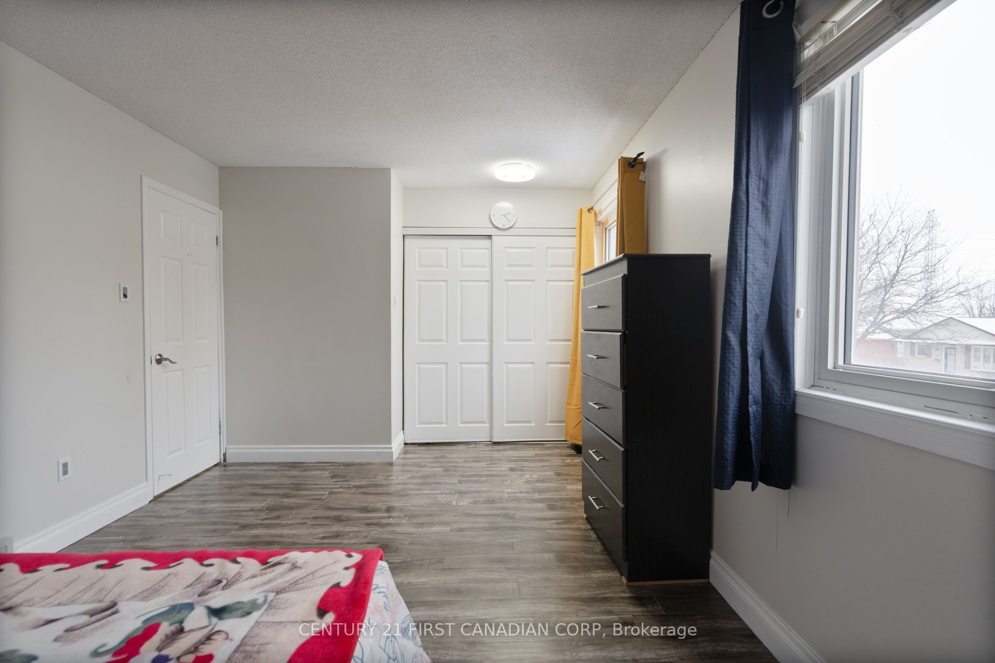 345 Banbury Crescent Property Photo 15