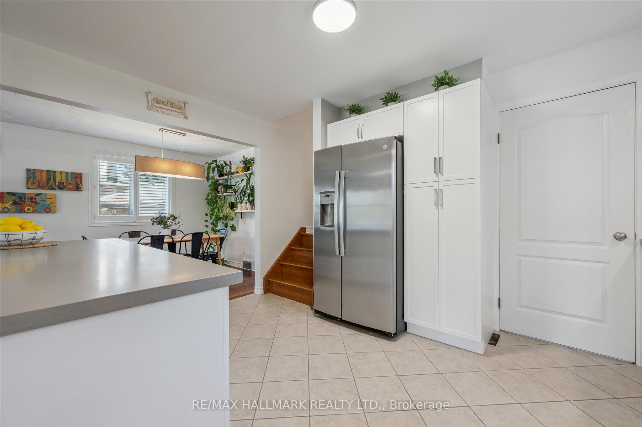 32 Warwick Court Property Photo 13