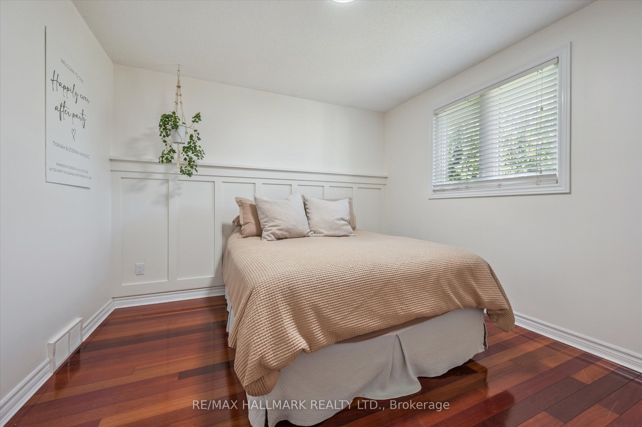 32 Warwick Court Property Photo 15