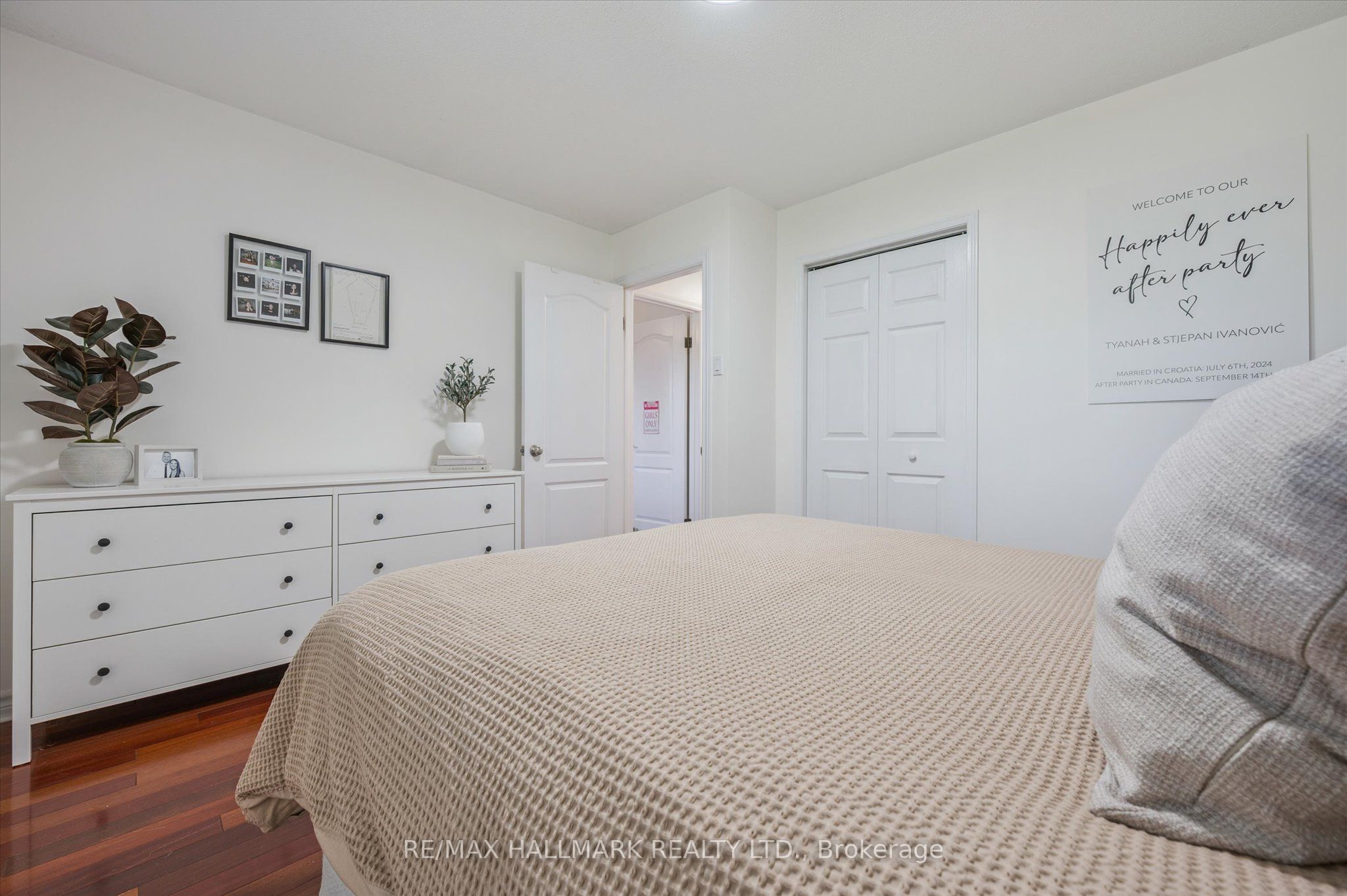32 Warwick Court Property Photo 16