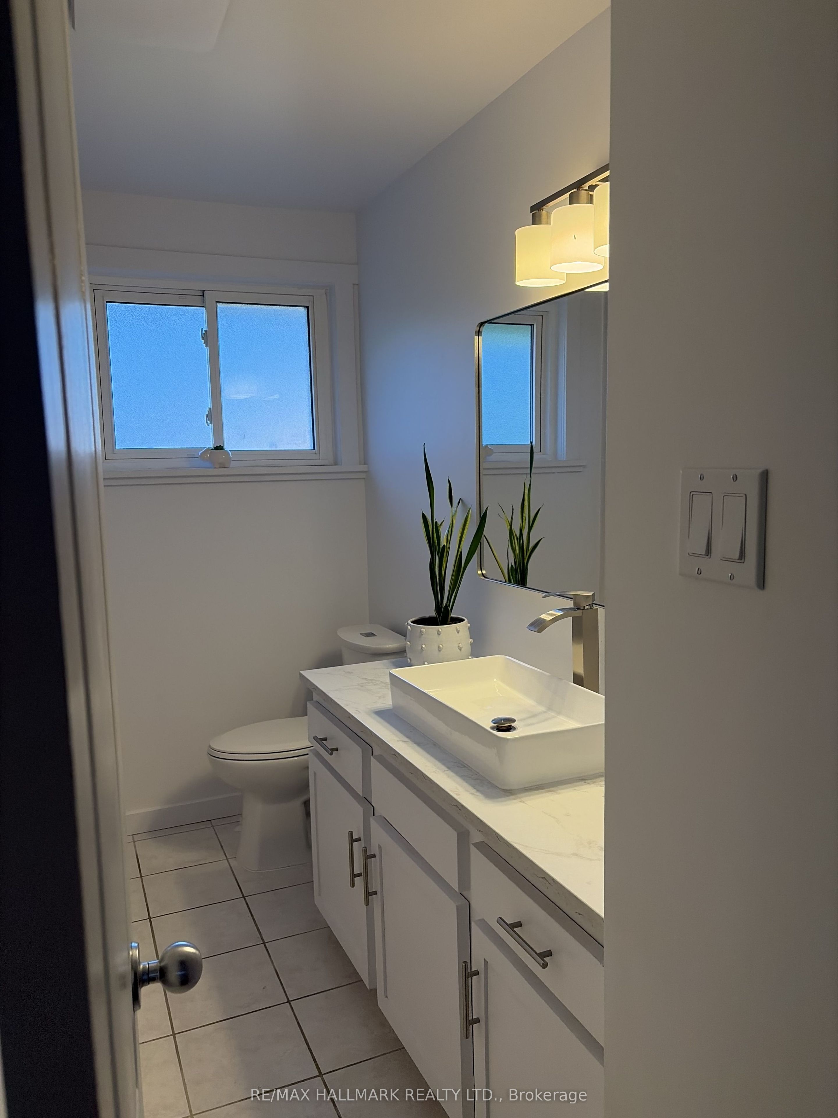 32 Warwick Court Property Photo 19