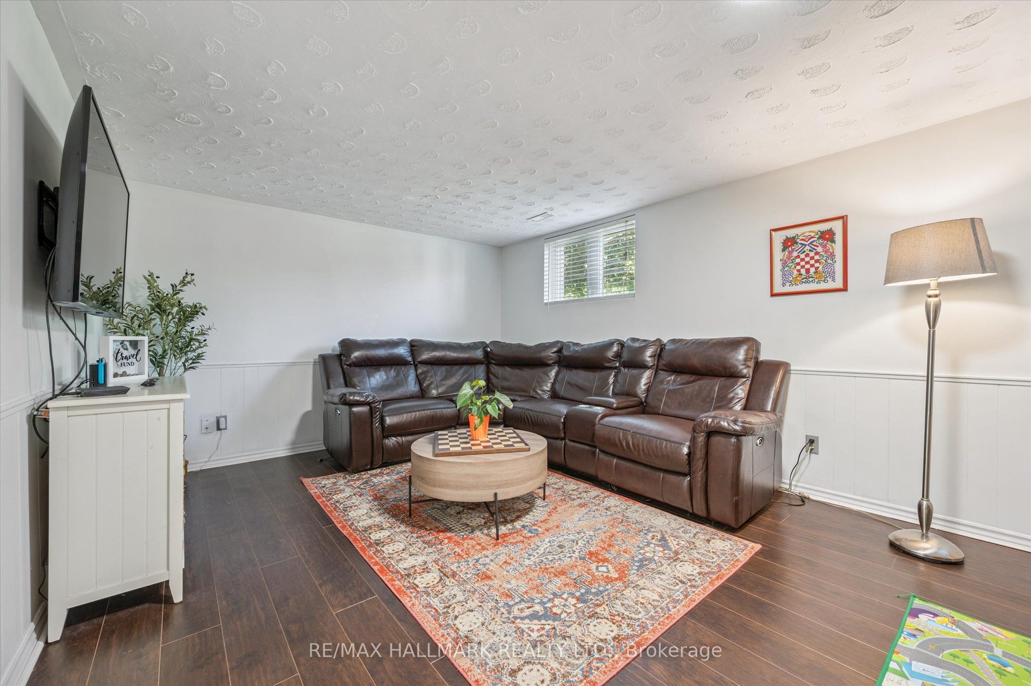 32 Warwick Court Property Photo 20