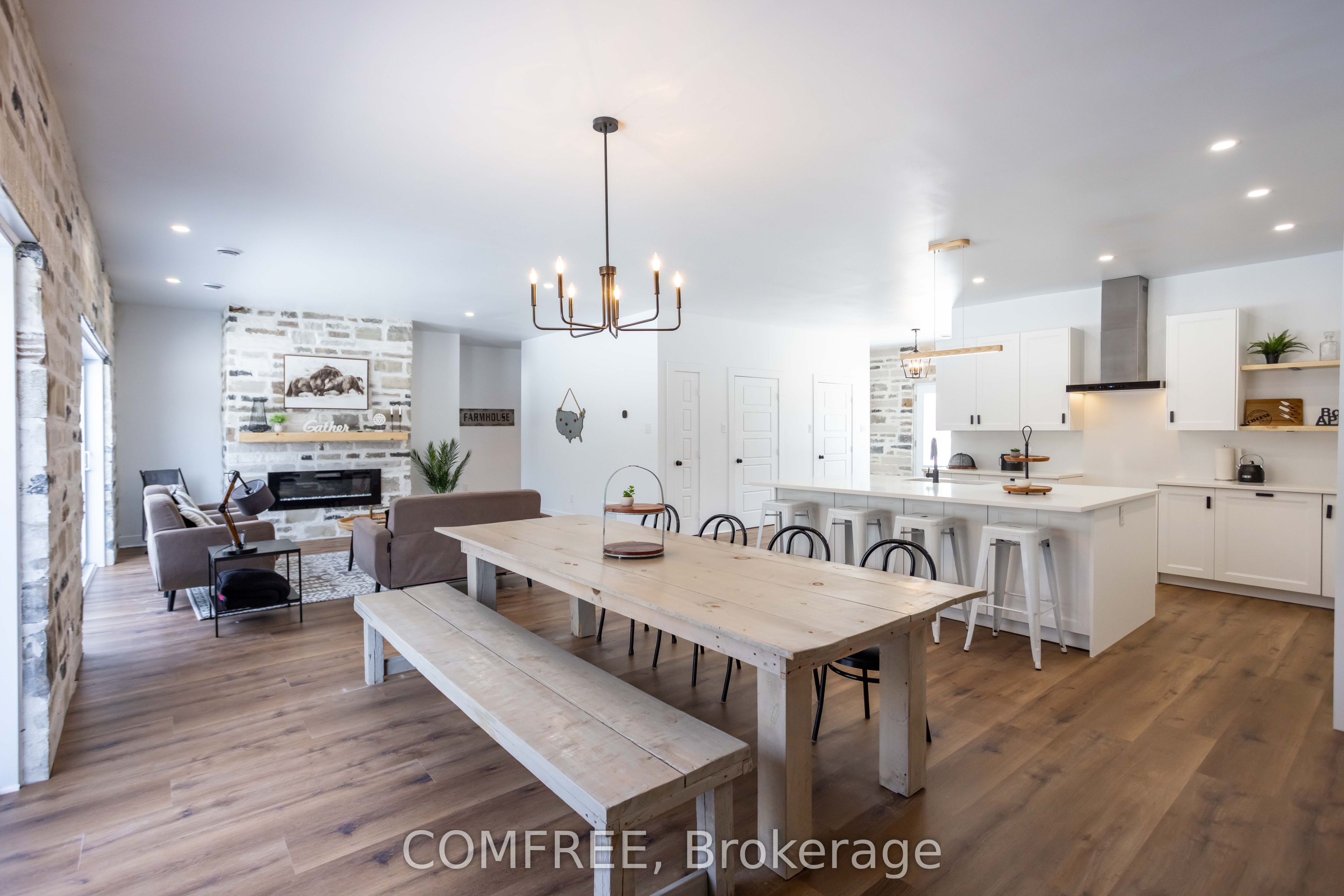 3244 Piche Road Property Photo 11