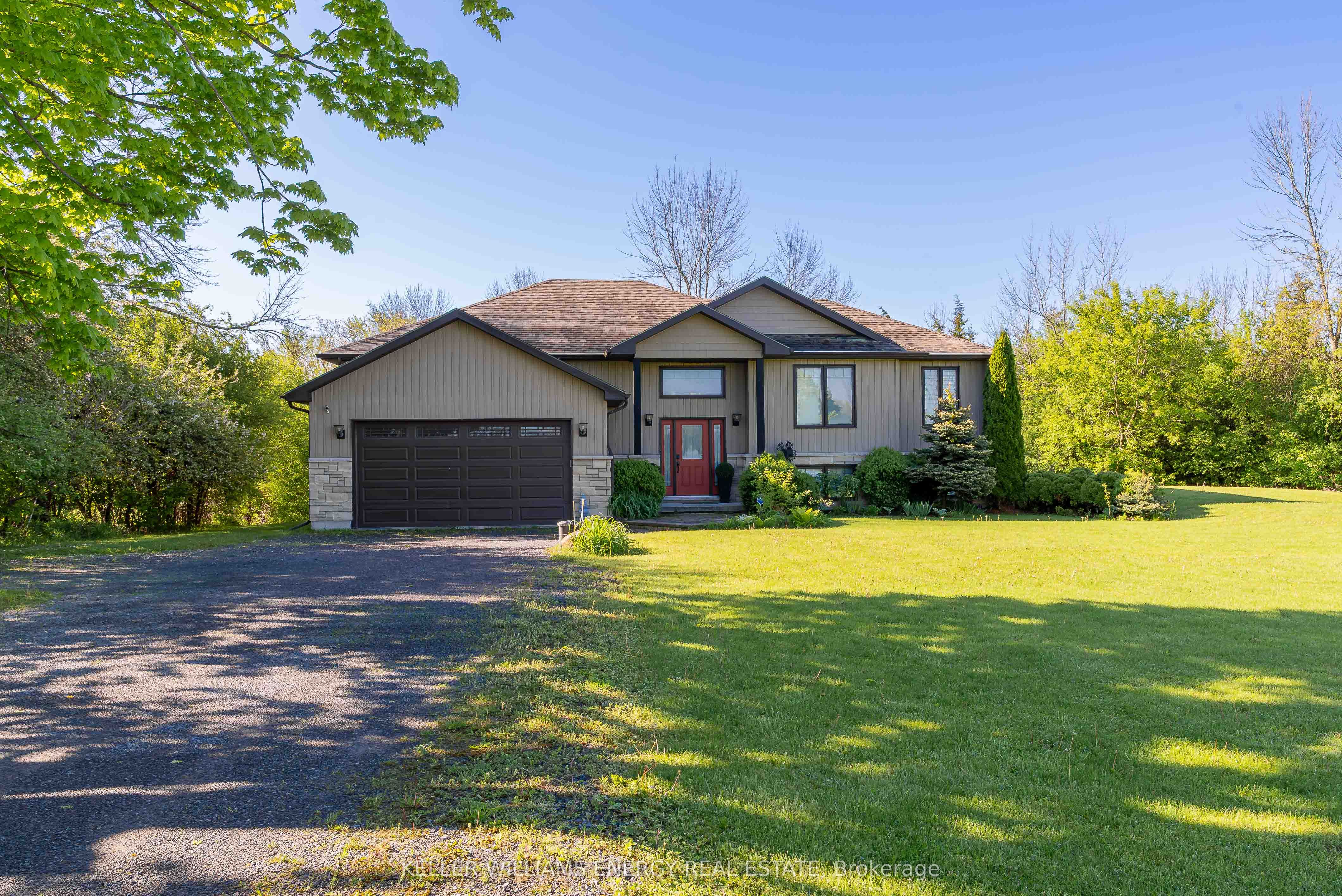 1687 Lakeside Drive Property Photo 1