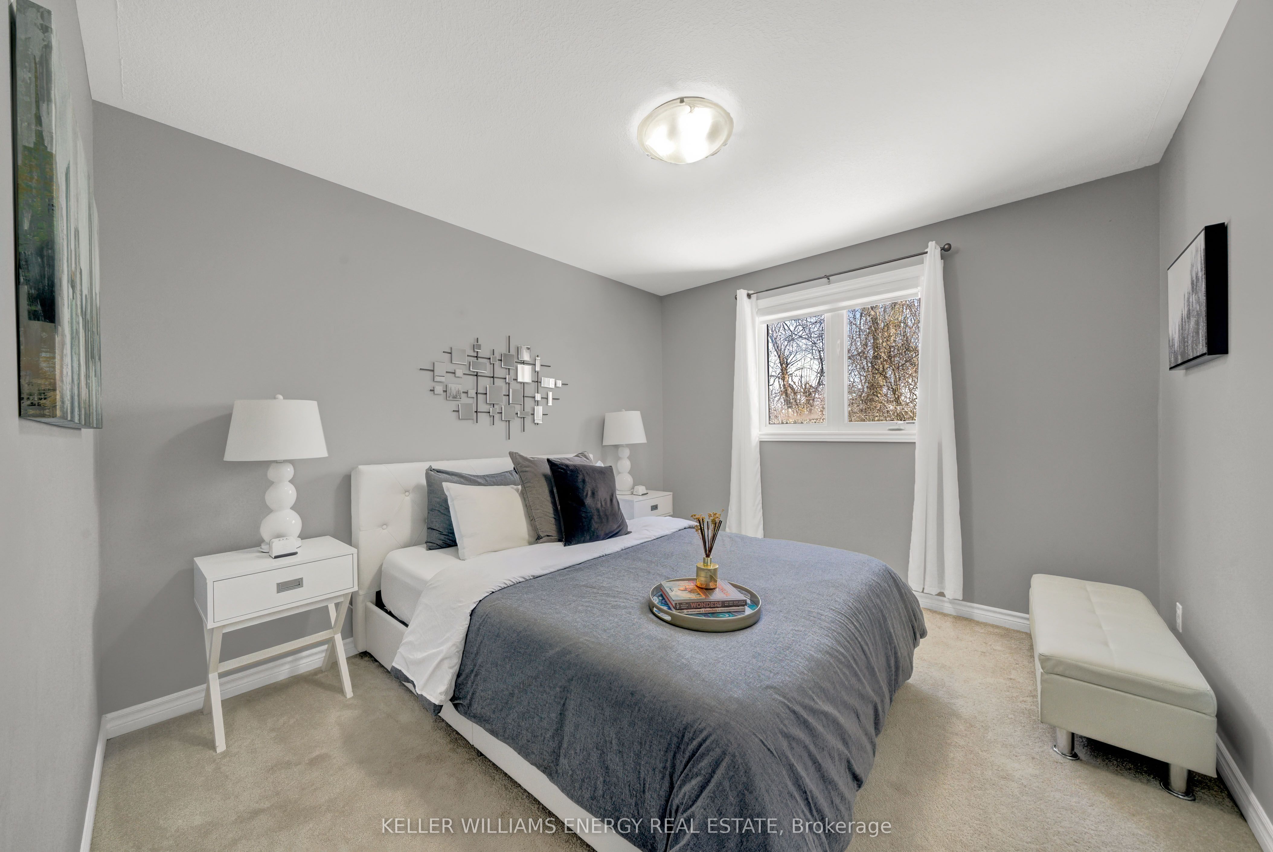 1687 Lakeside Drive Property Photo 27