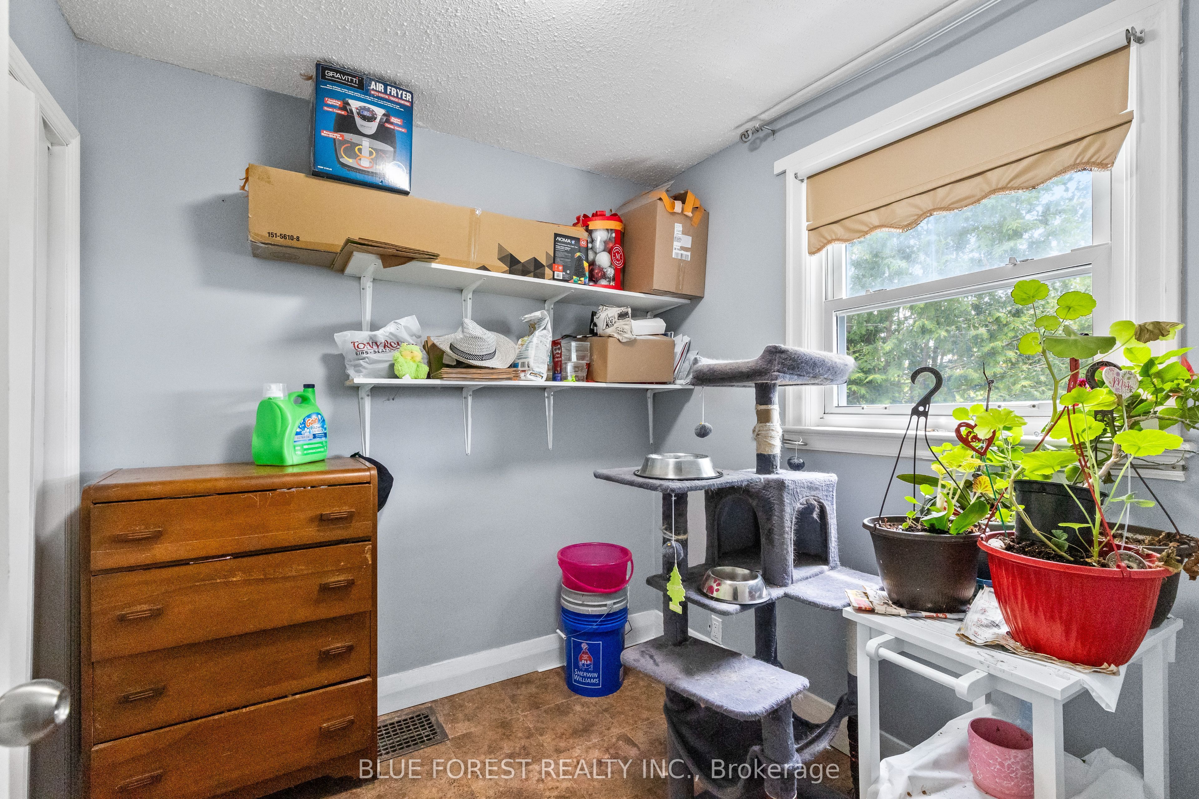 69 Connaught Avenue Property Photo 10