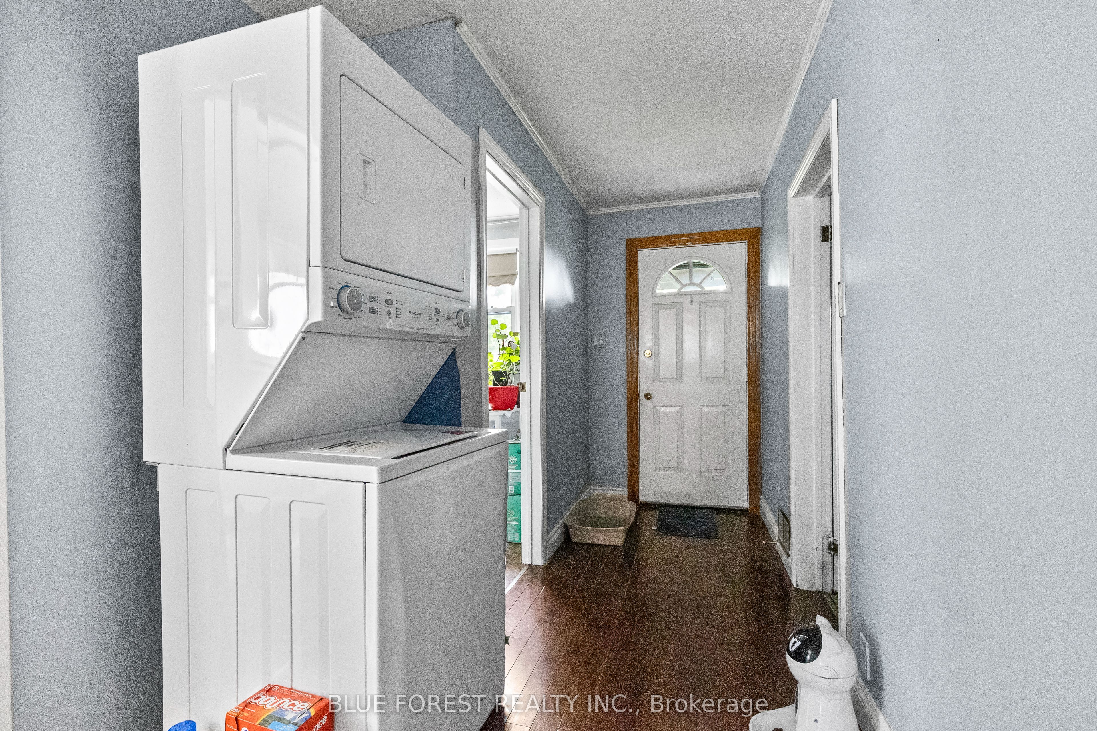 69 Connaught Avenue Property Photo 14