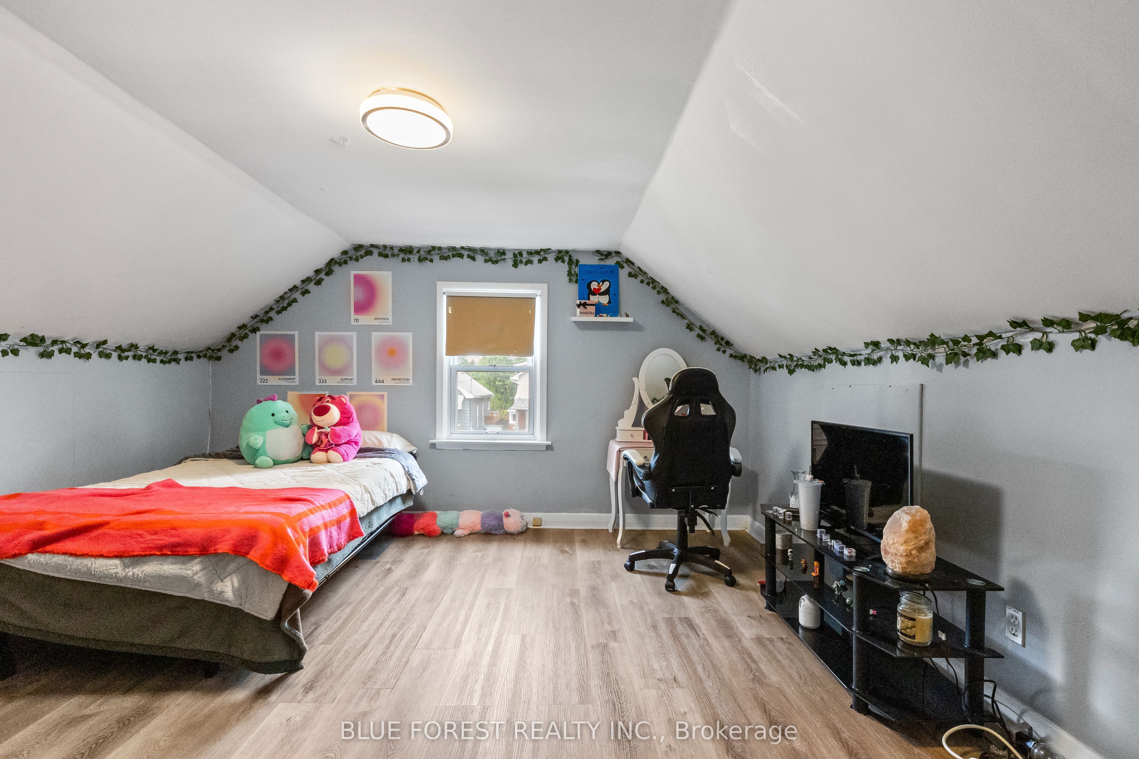 69 Connaught Avenue Property Photo 15