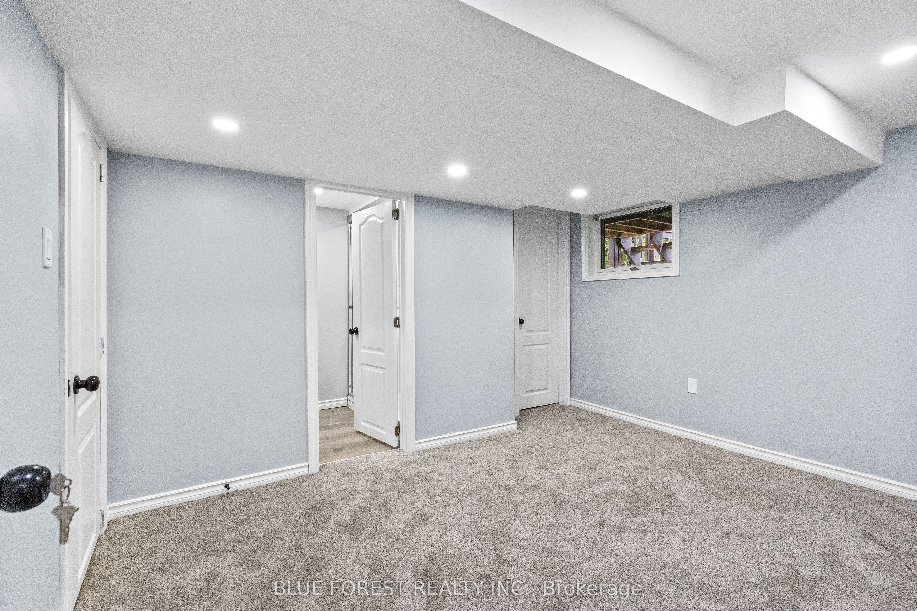 69 Connaught Avenue Property Photo 21