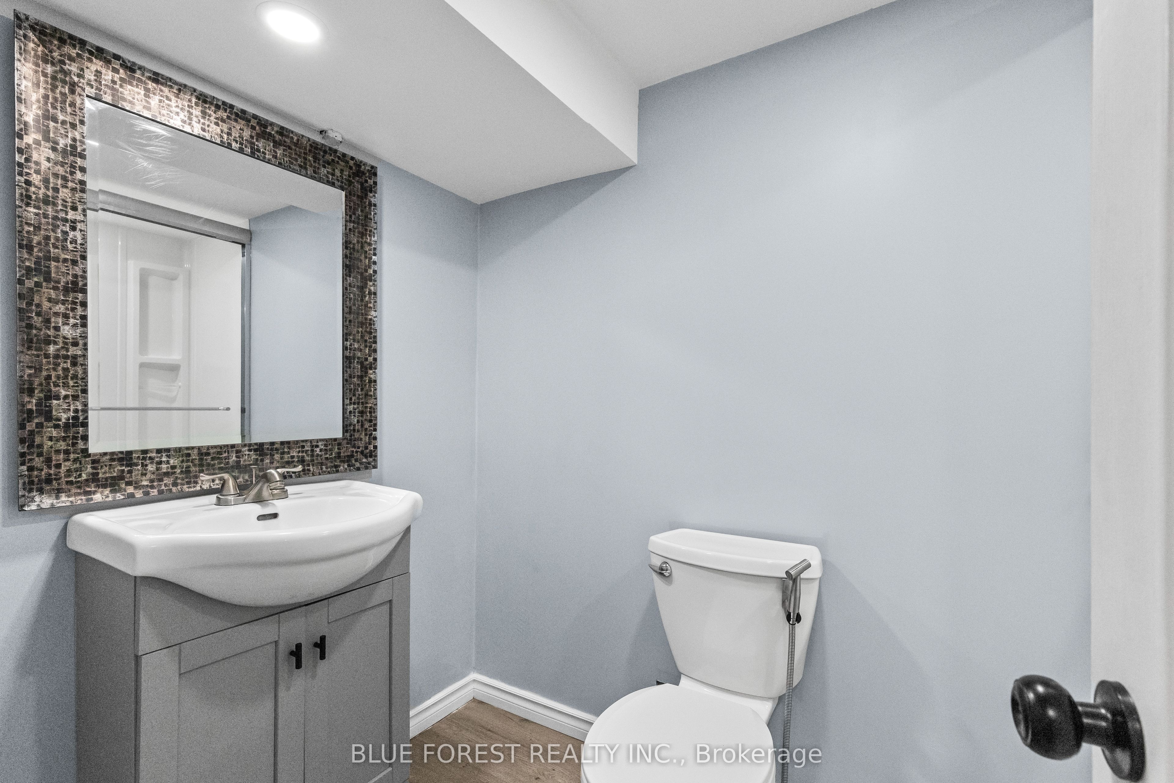 69 Connaught Avenue Property Photo 23