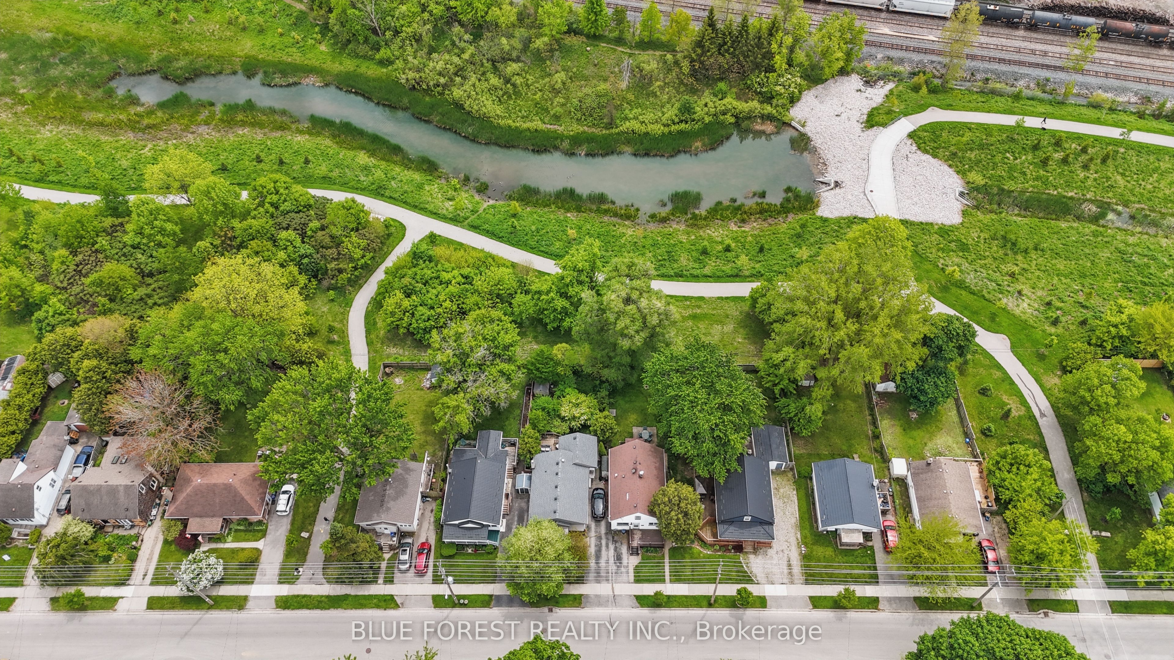 69 Connaught Avenue Property Photo 33