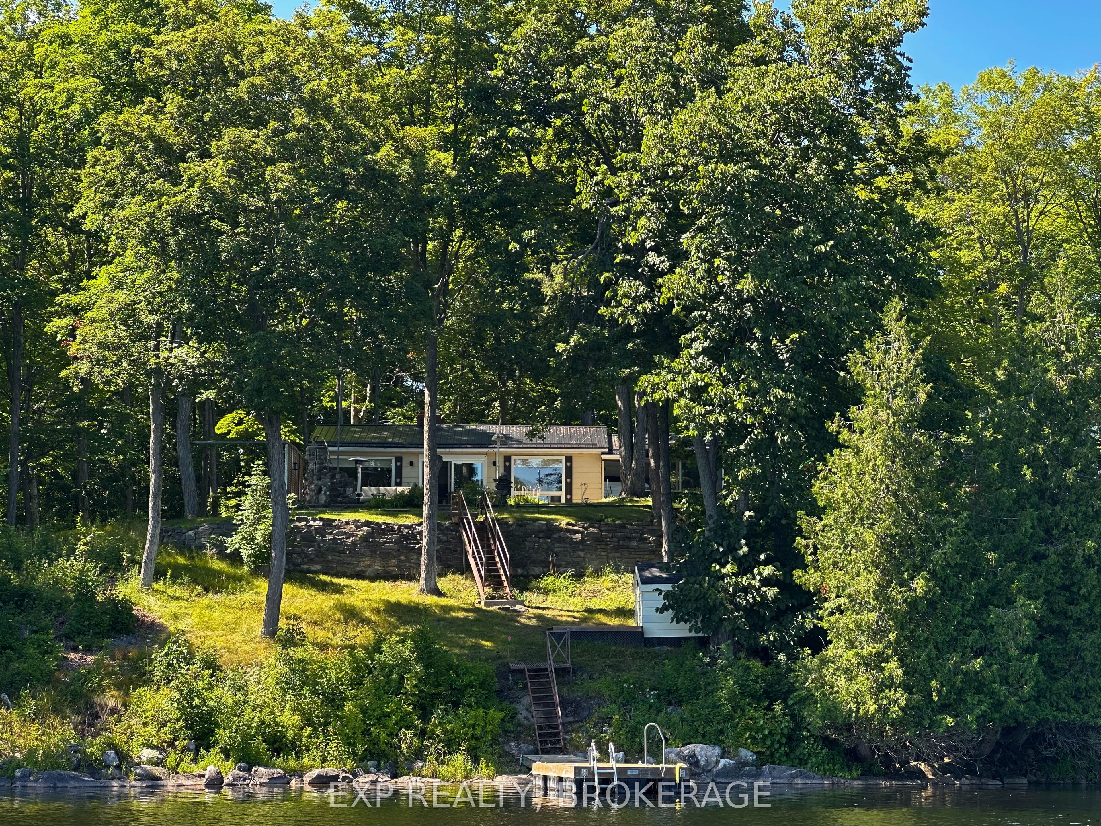 2107 Hambly Lane Property Photo 1