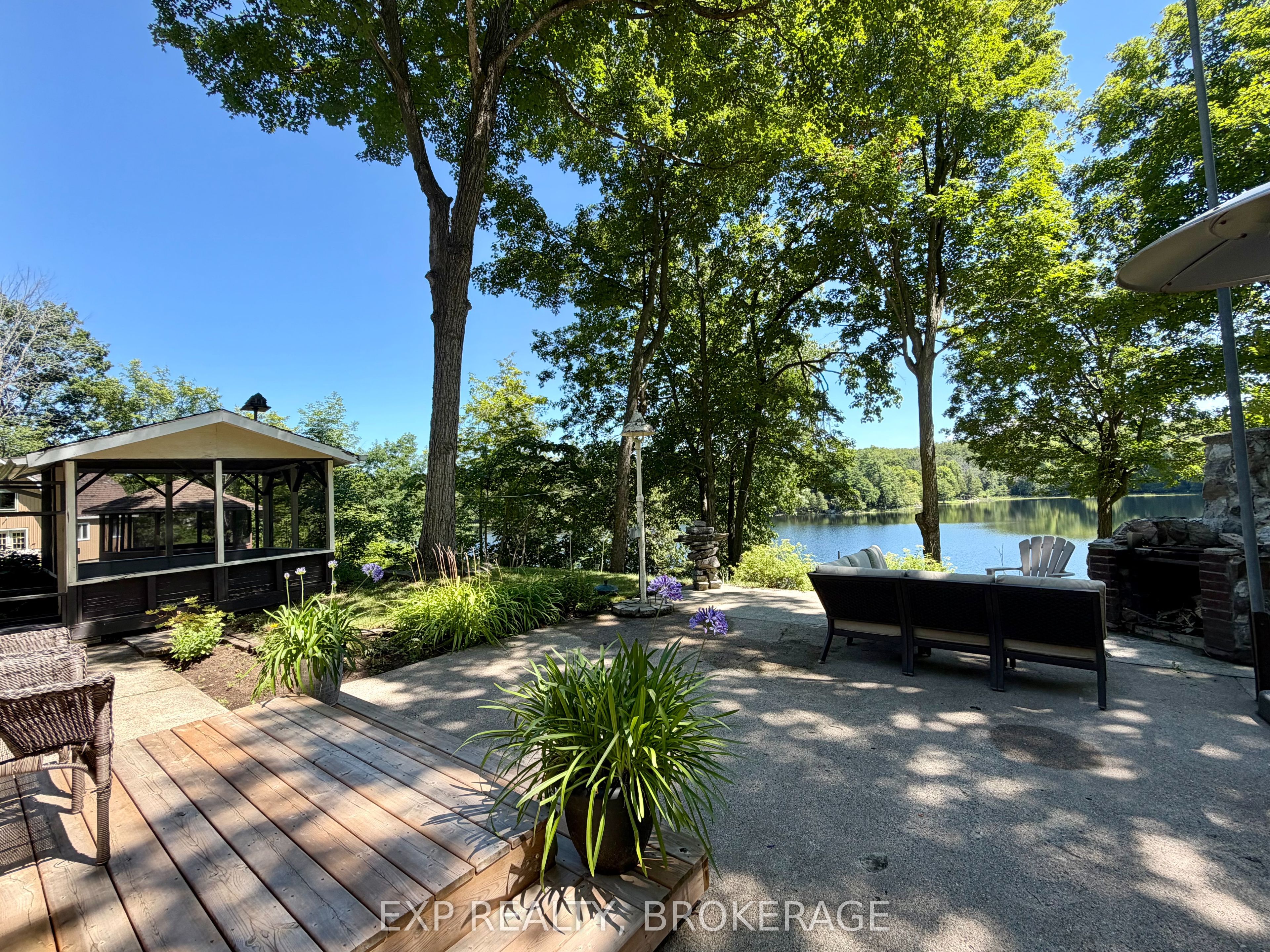 2107 Hambly Lane Property Photo 10