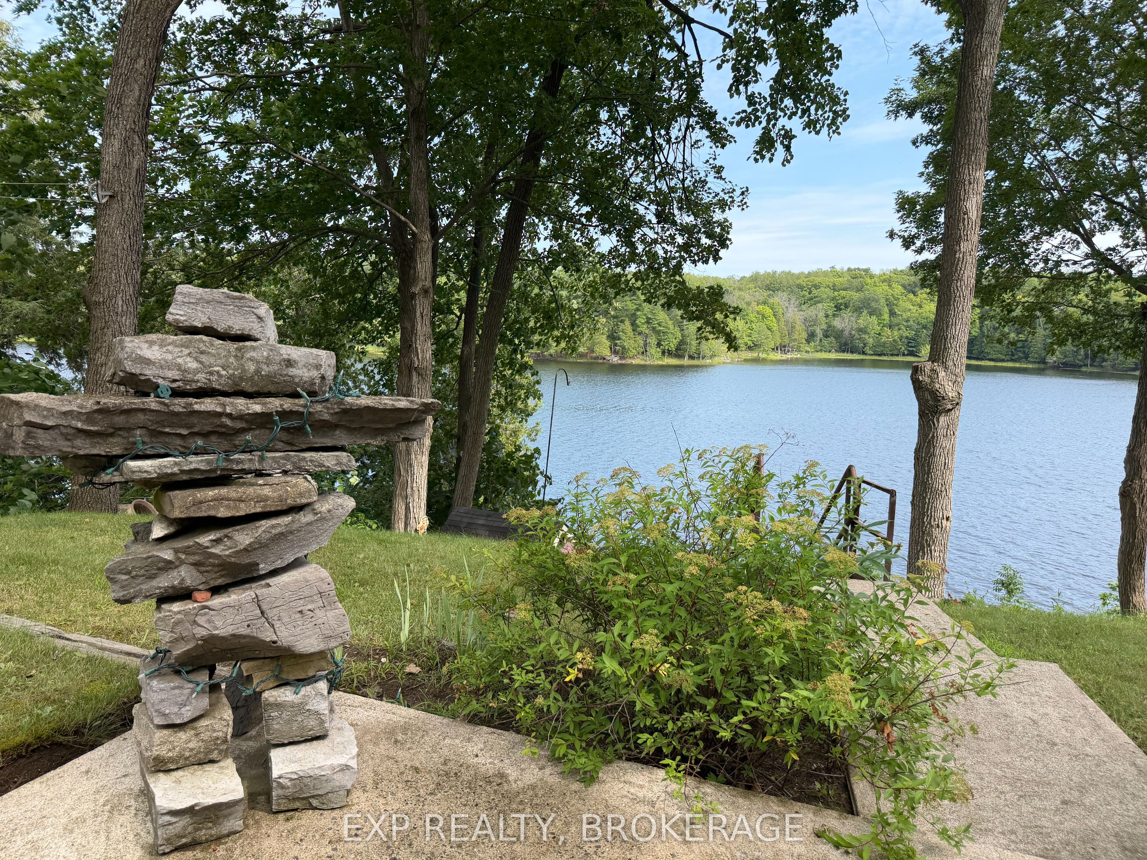 2107 Hambly Lane Property Photo 13
