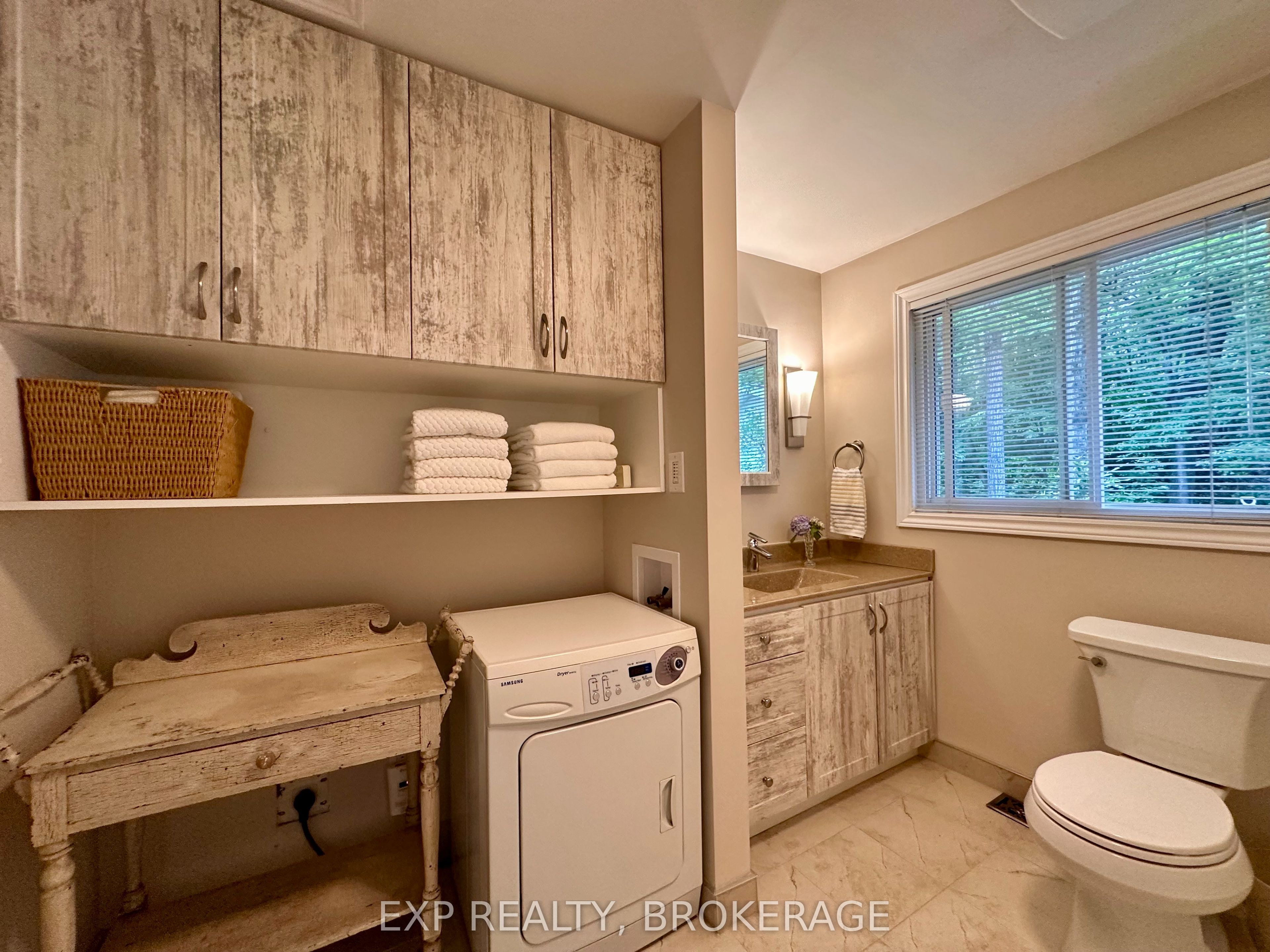 2107 Hambly Lane Property Photo 46