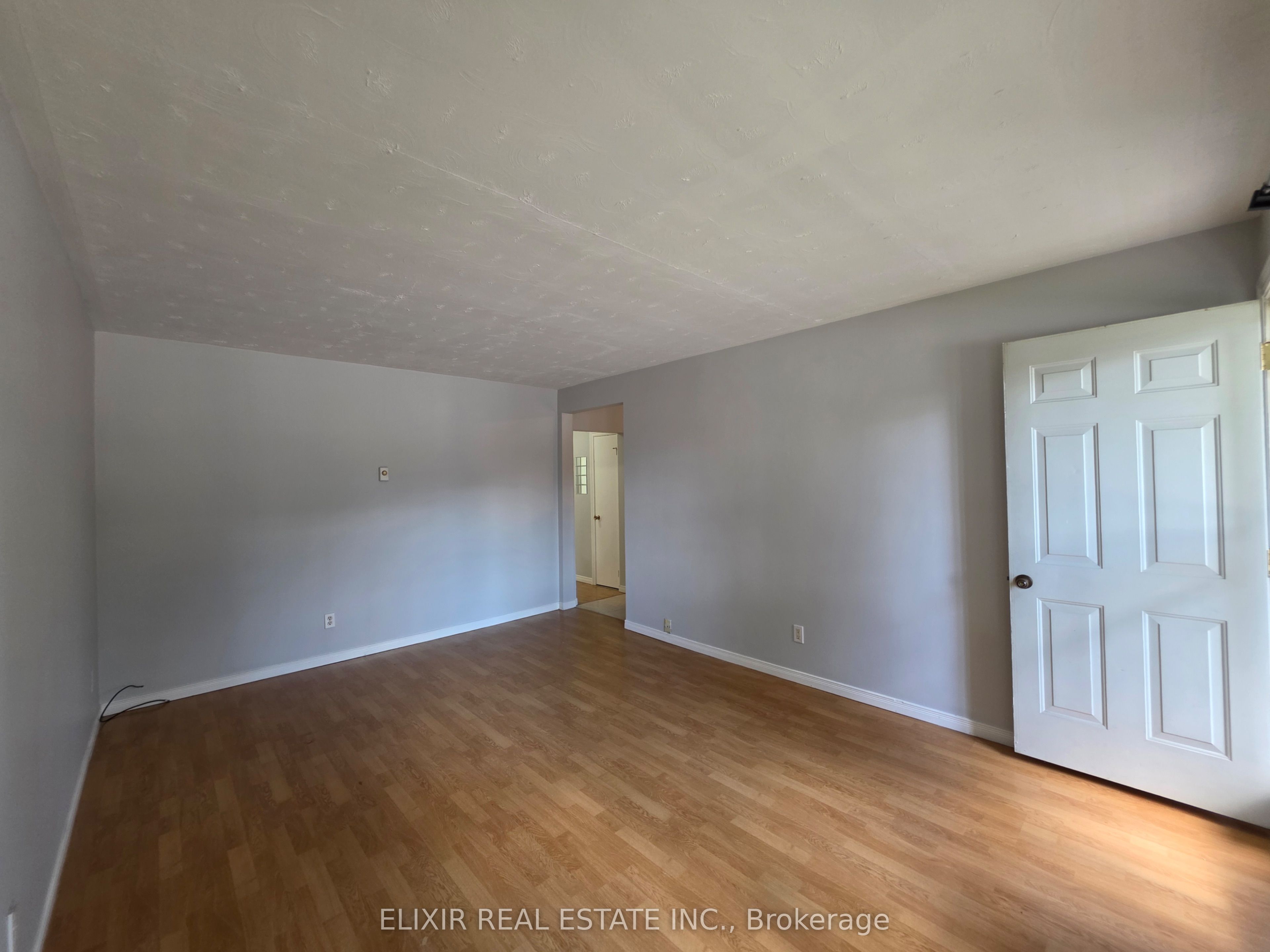 362 Grey Street 3 Property Photo 8