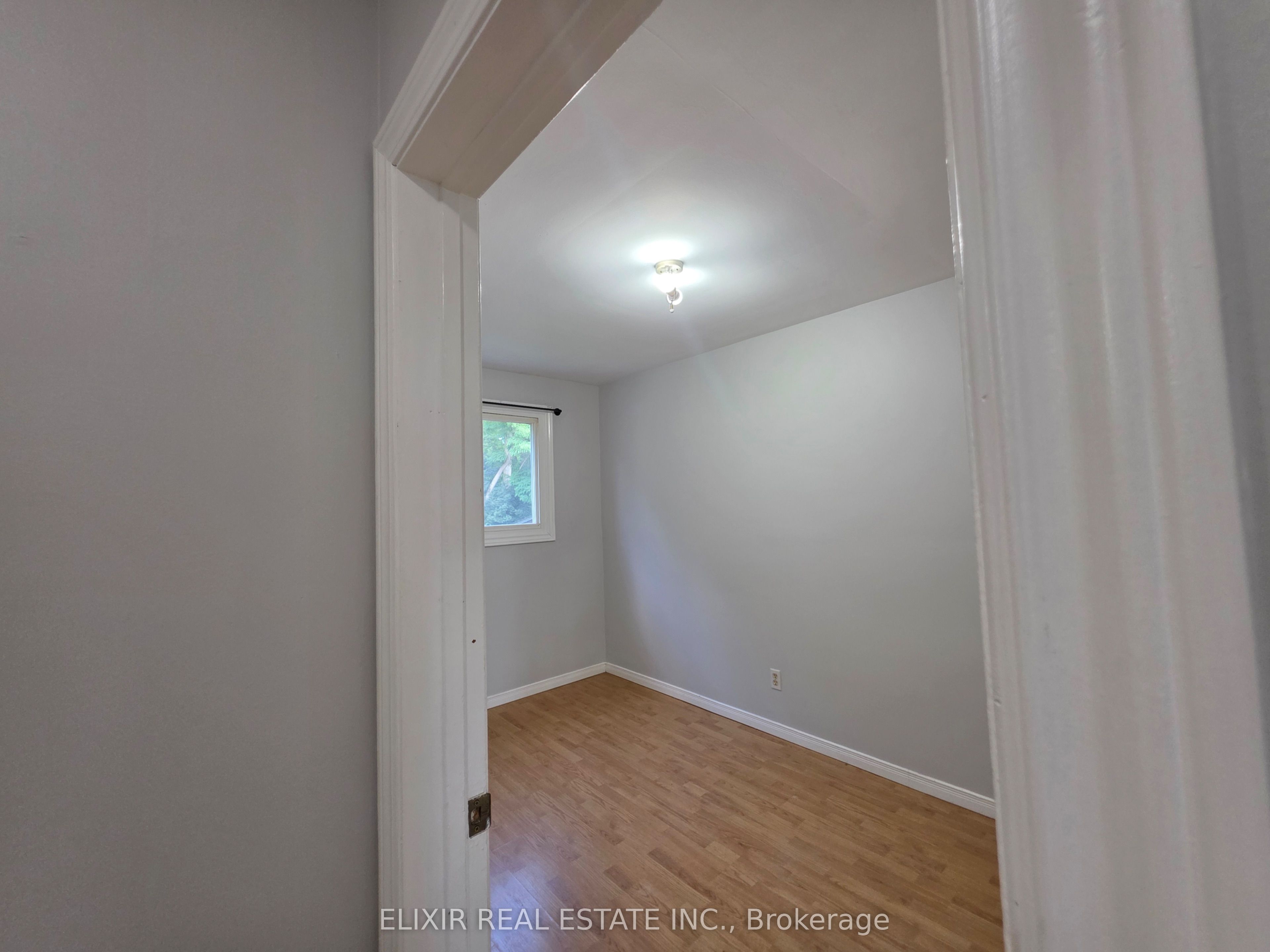 362 Grey Street 3 Property Photo 13