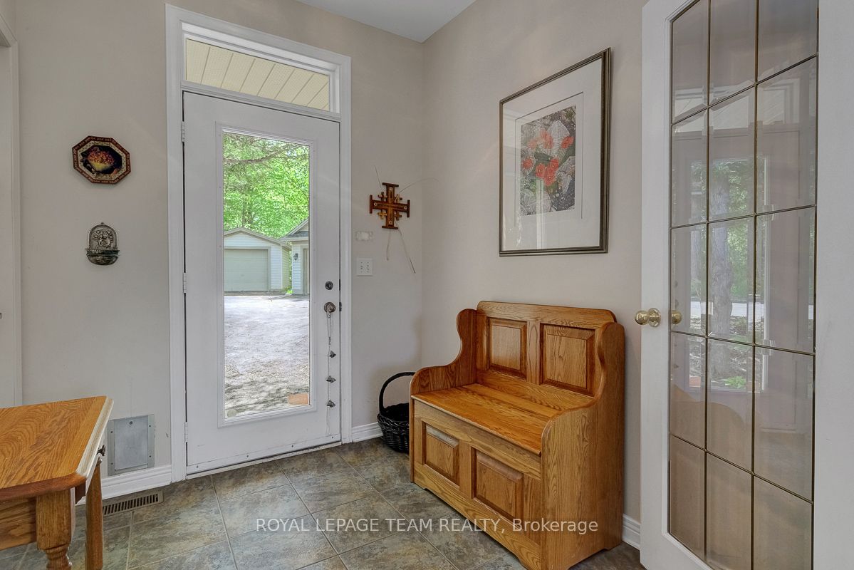 912 Maple Hill Road Property Photo 3