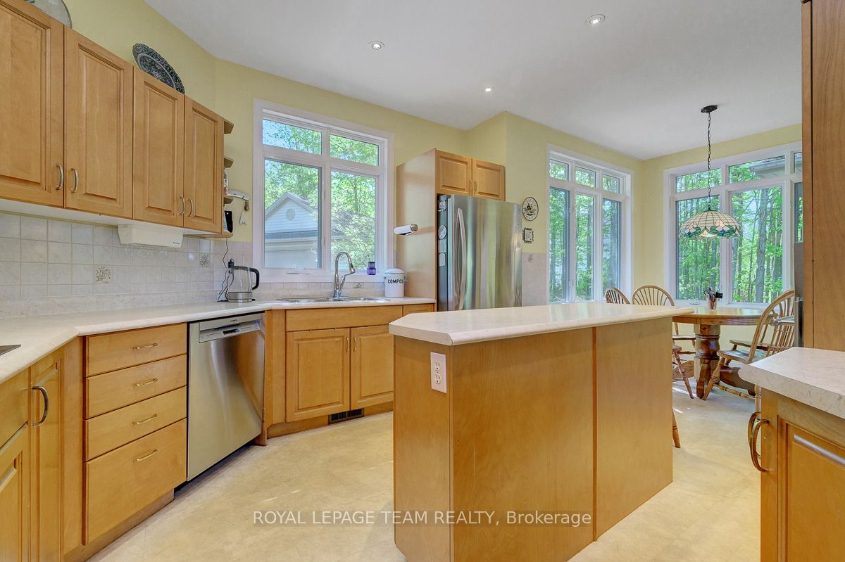 912 Maple Hill Road Property Photo 9