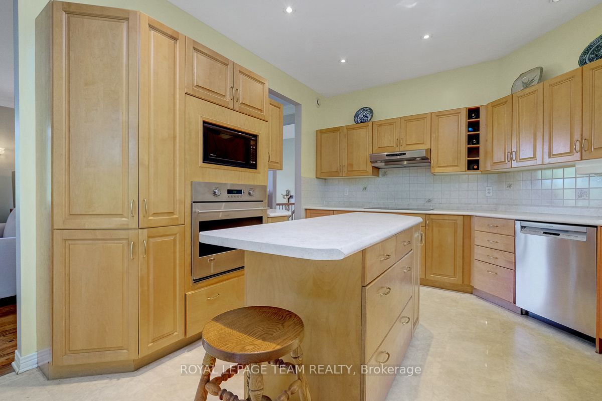 912 Maple Hill Road Property Photo 11