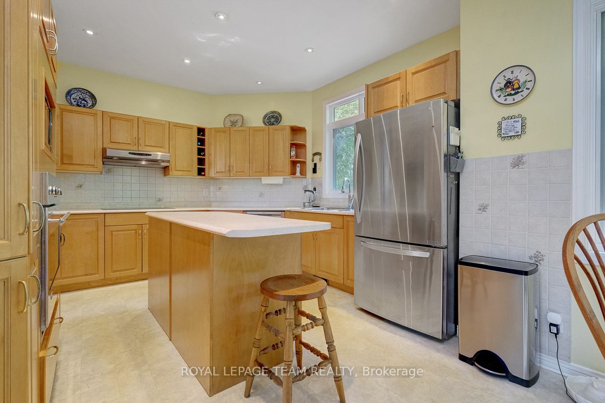 912 Maple Hill Road Property Photo 12