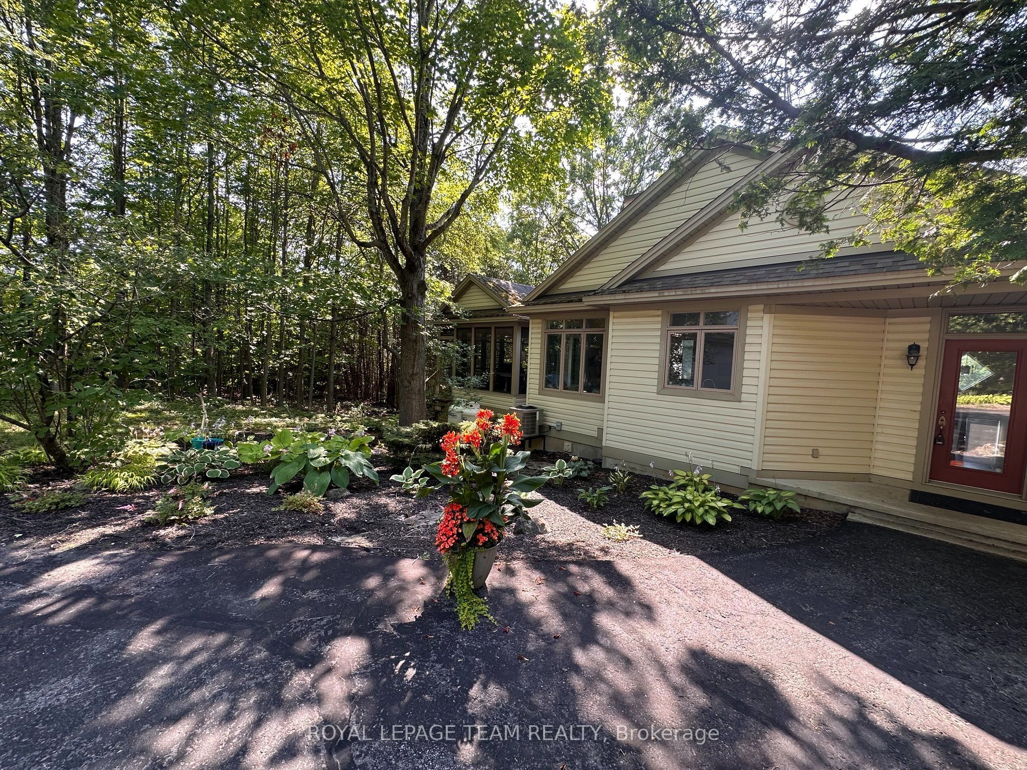 912 Maple Hill Road Property Photo 46