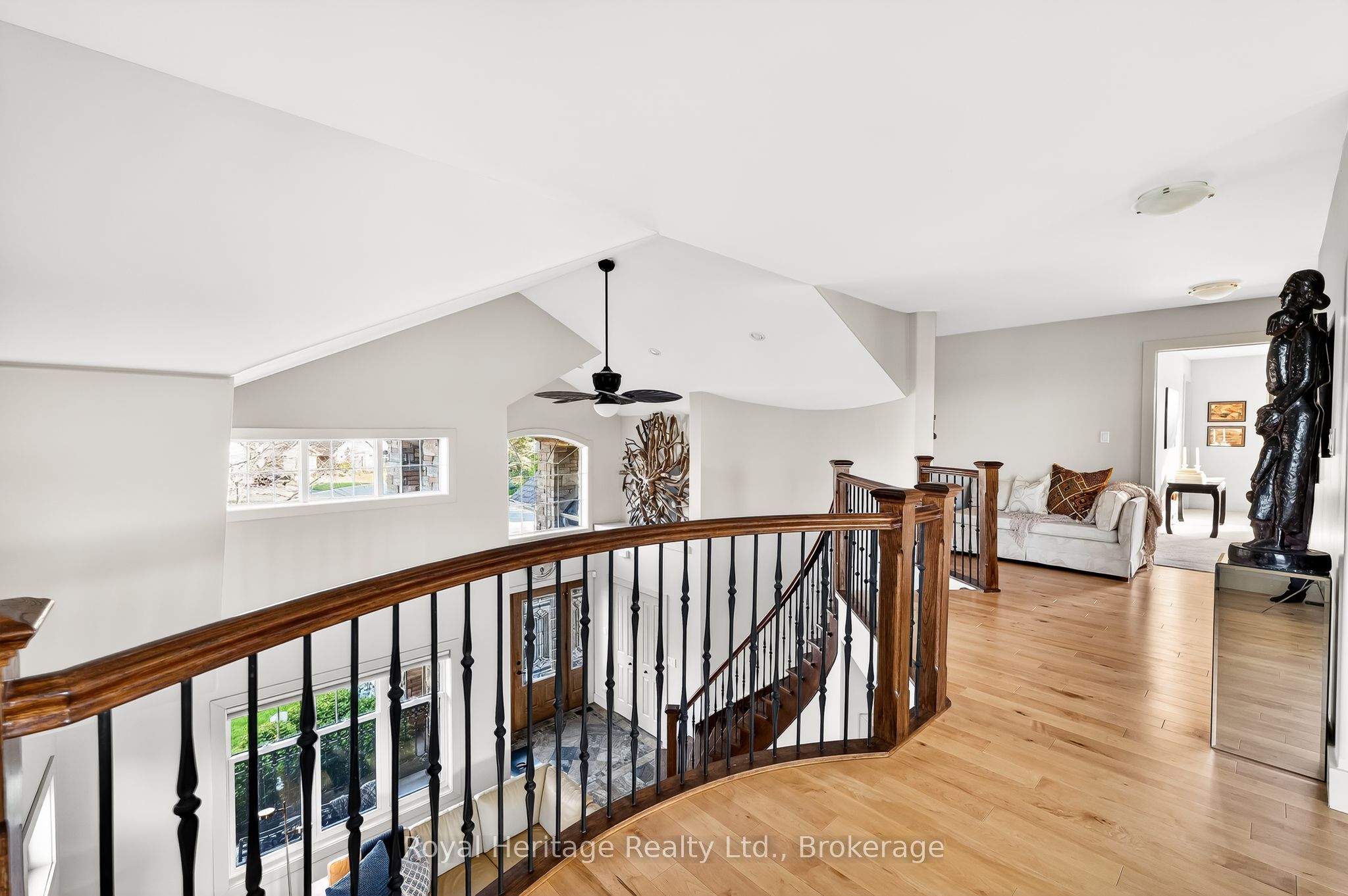 32 Edgewater Drive Property Photo 21
