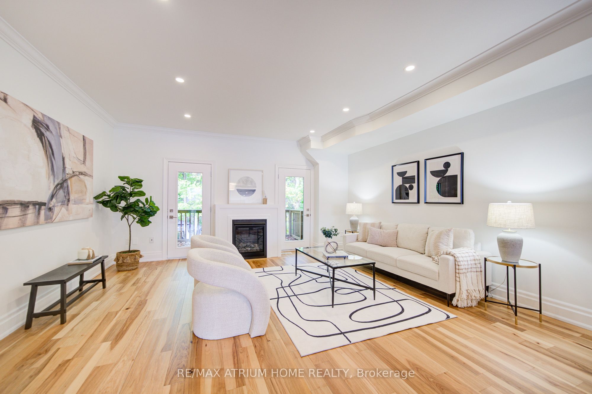 111 Wilson Street E 2 Property Photo 8
