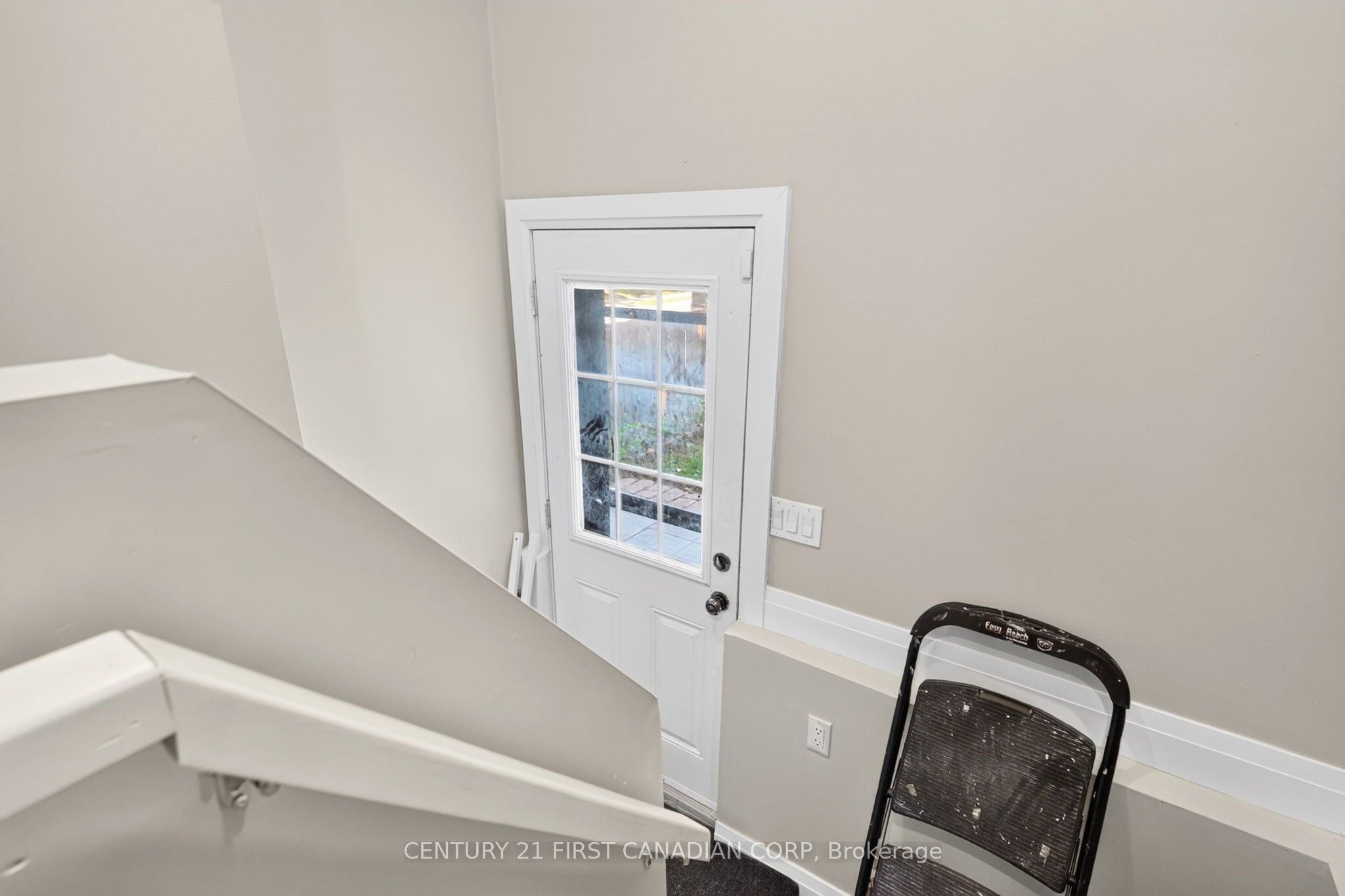 569 Cheapside Street Property Photo 19