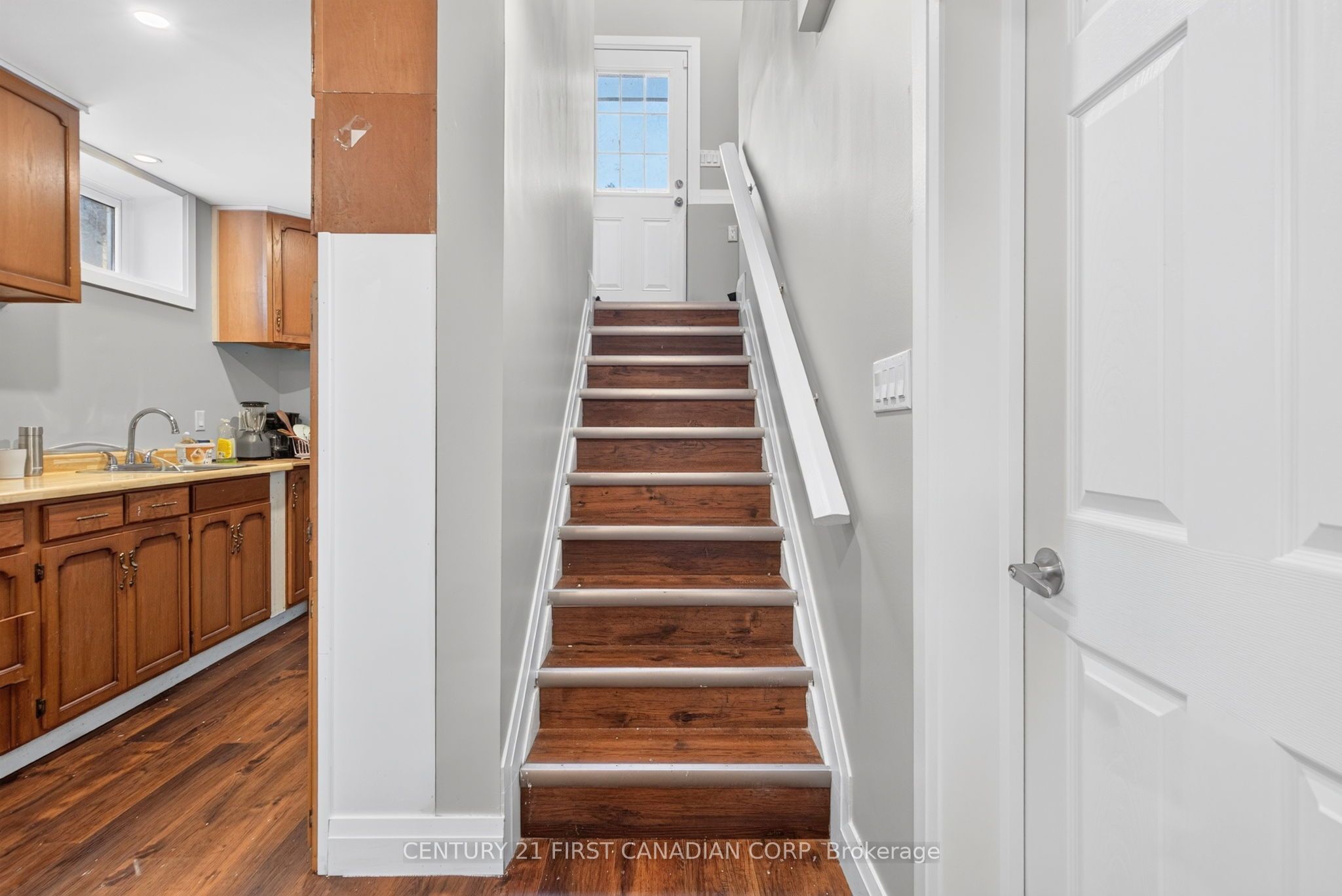 569 Cheapside Street Property Photo 20