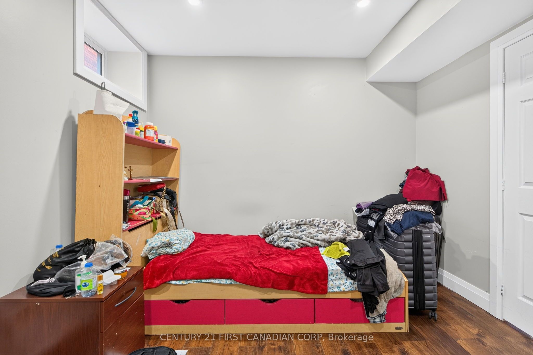 569 Cheapside Street Property Photo 27