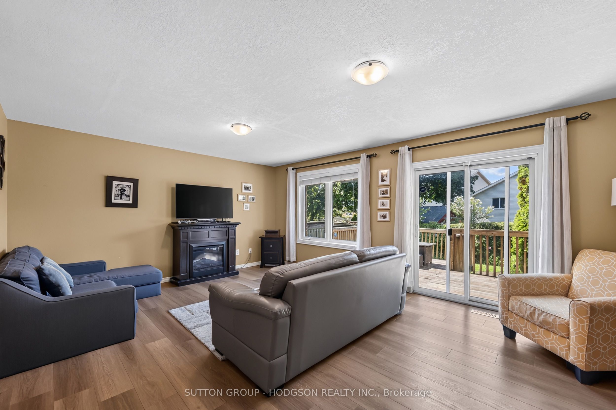 171 Emerald Road Property Photo 3