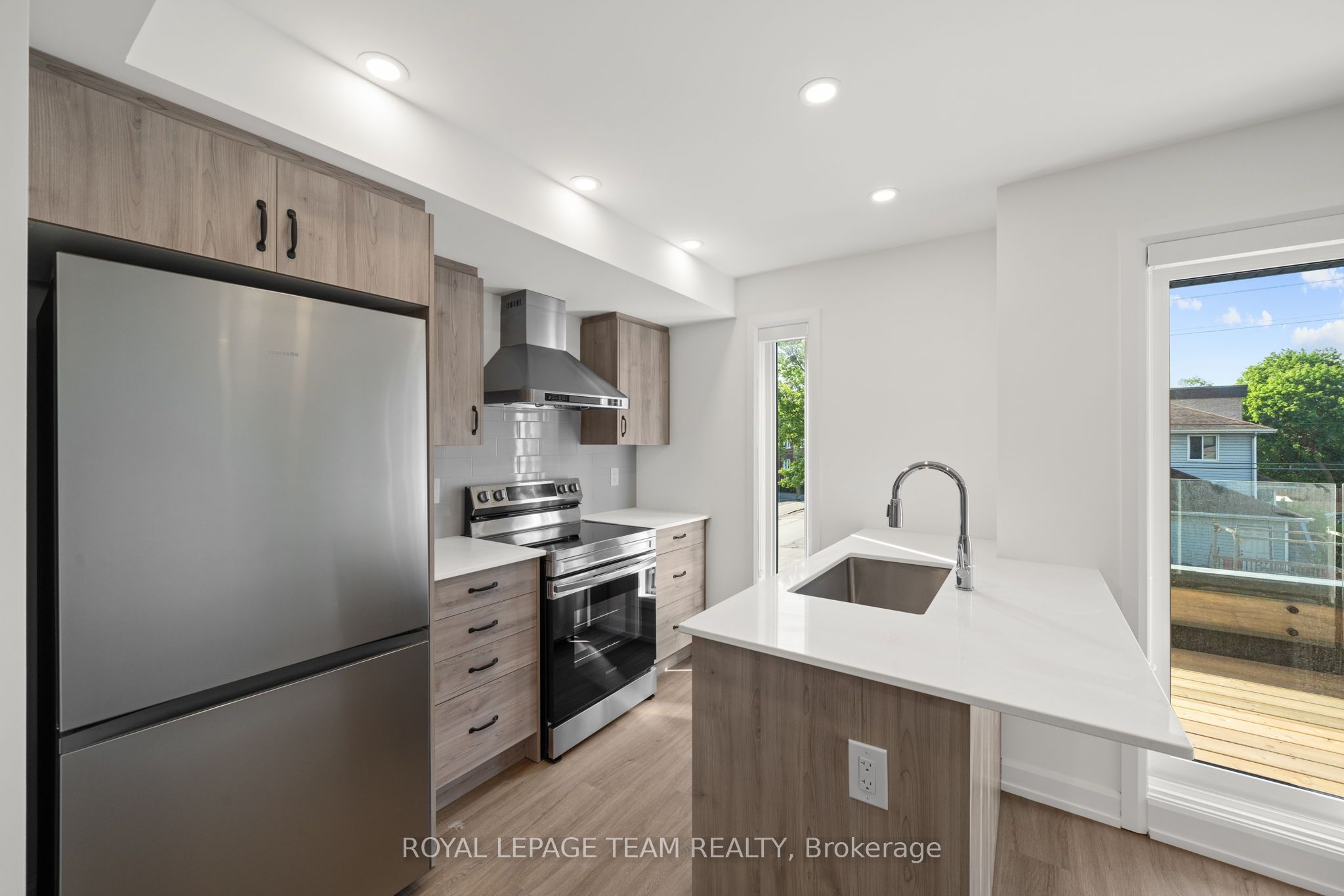 1231 Shillington Avenue Upper Property Photo 11