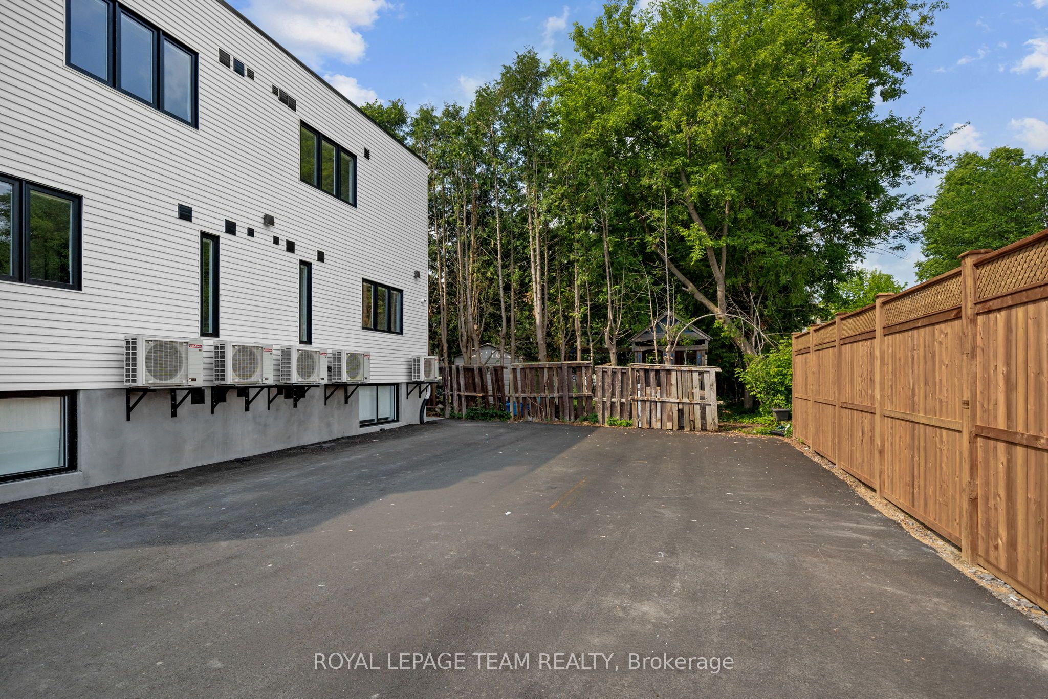 1231 Shillington Avenue Upper Property Photo 29