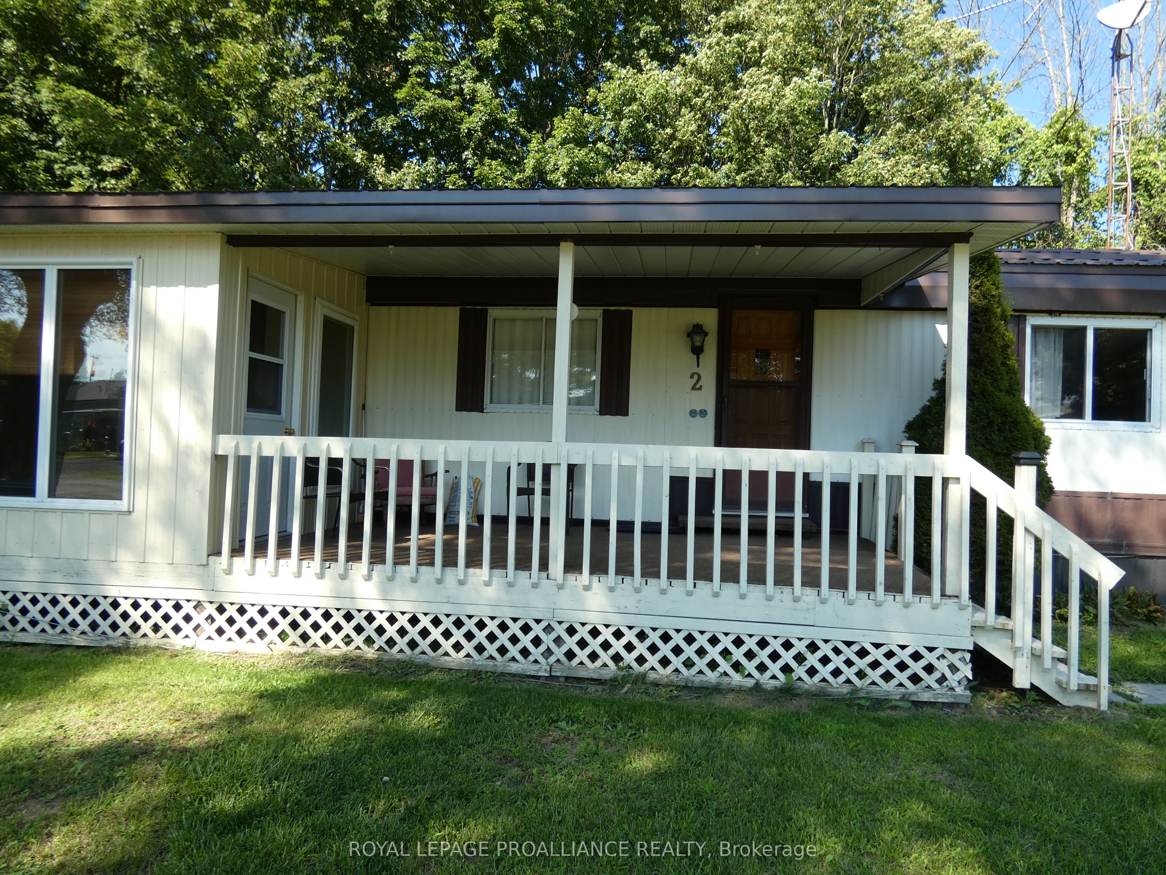 2-1645 County 42 Road Property Photo 4