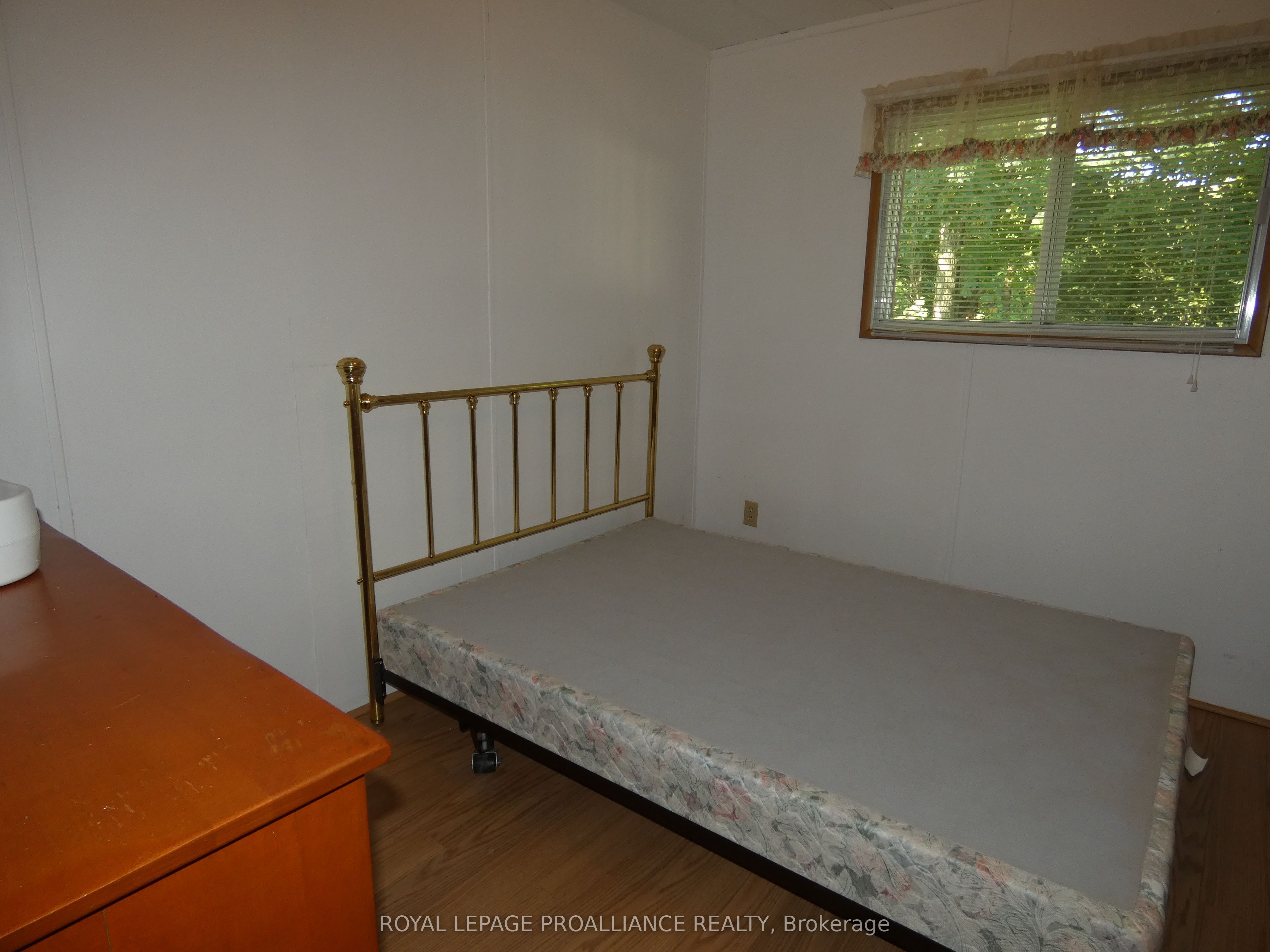 2-1645 County 42 Road Property Photo 16