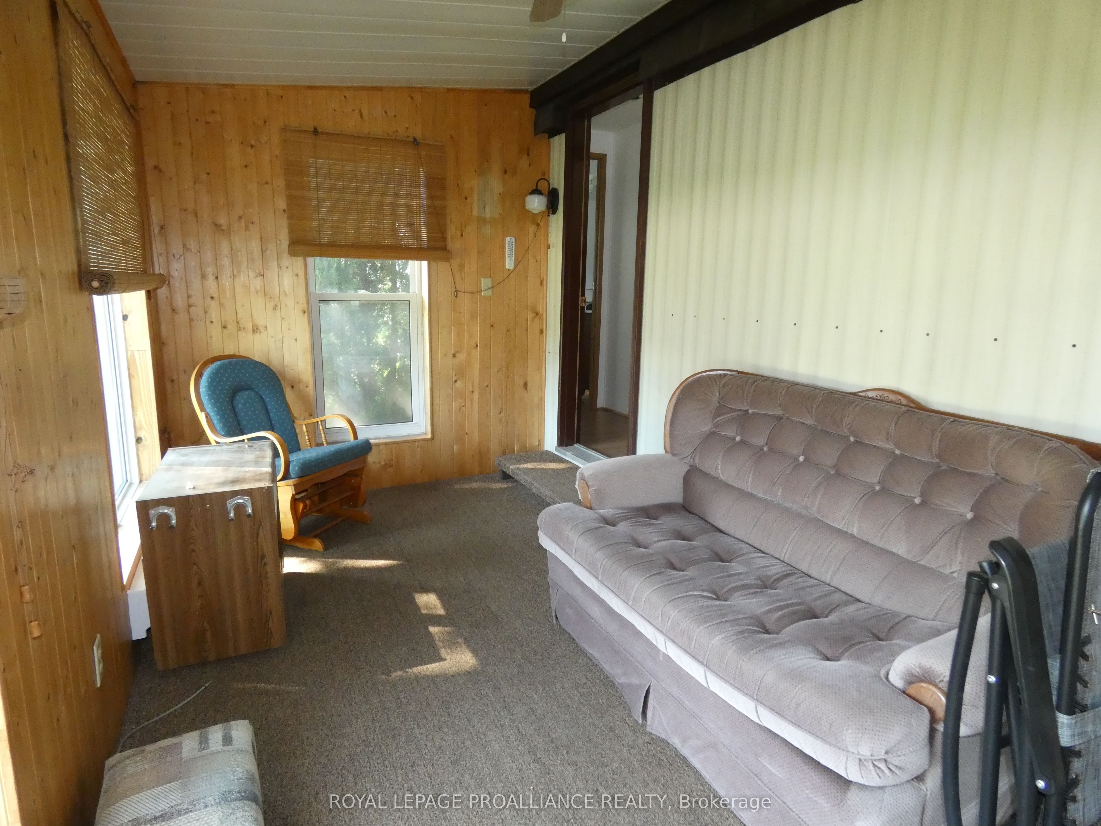 2-1645 County 42 Road Property Photo 18