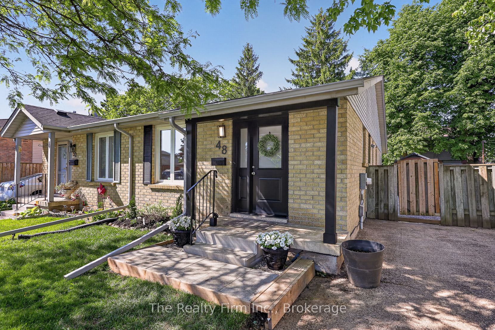 48 Naskapi Street Property Photo 3