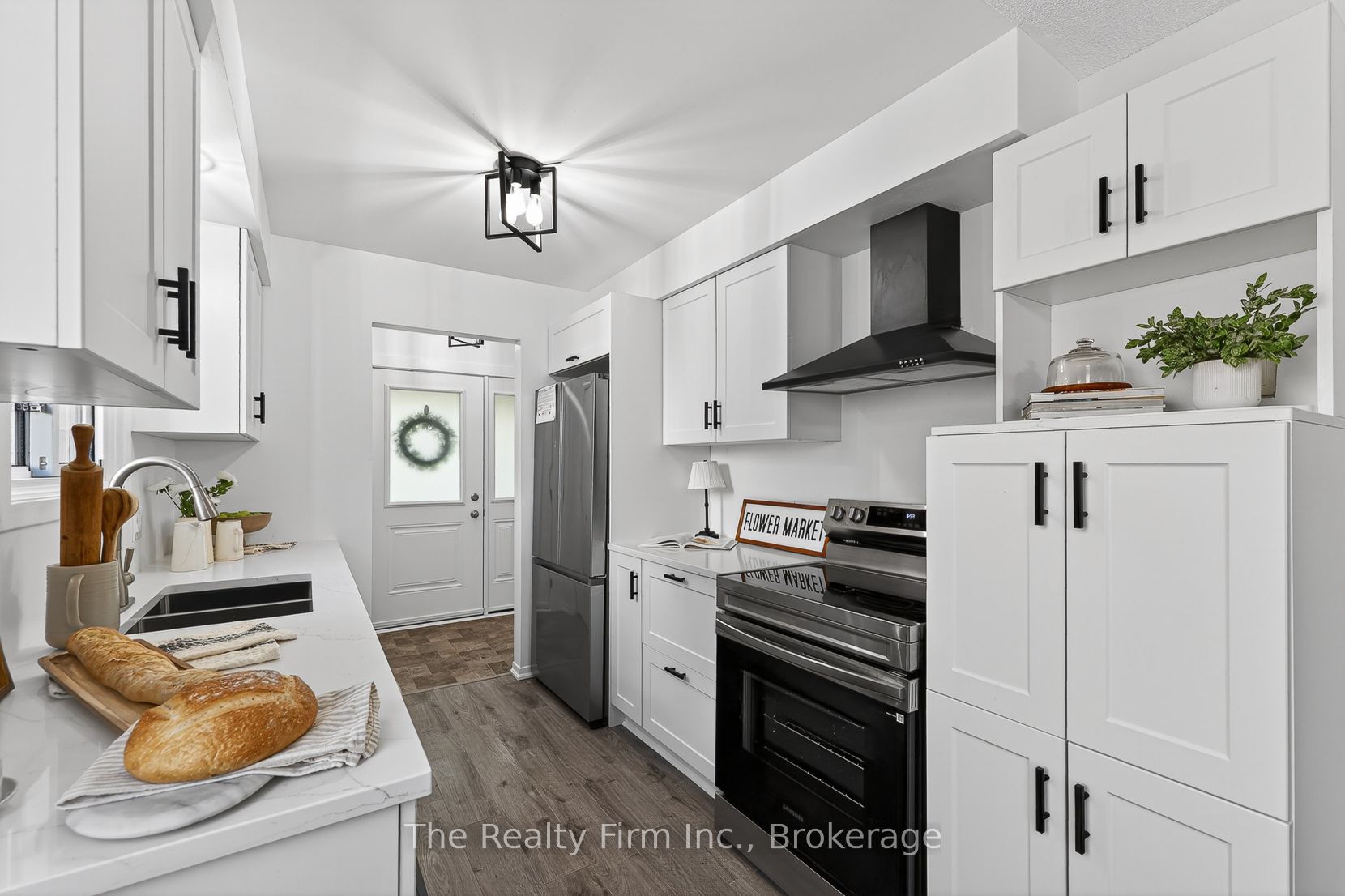 48 Naskapi Street Property Photo 10